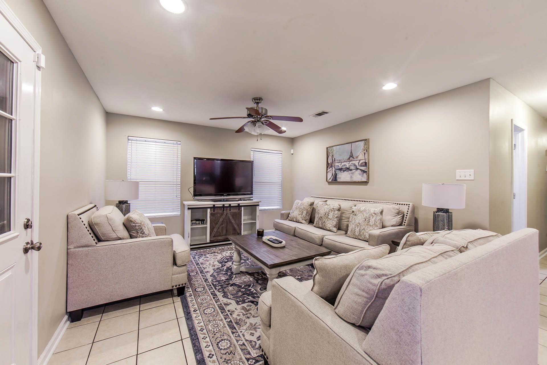287 Jolie Oaks Blvd