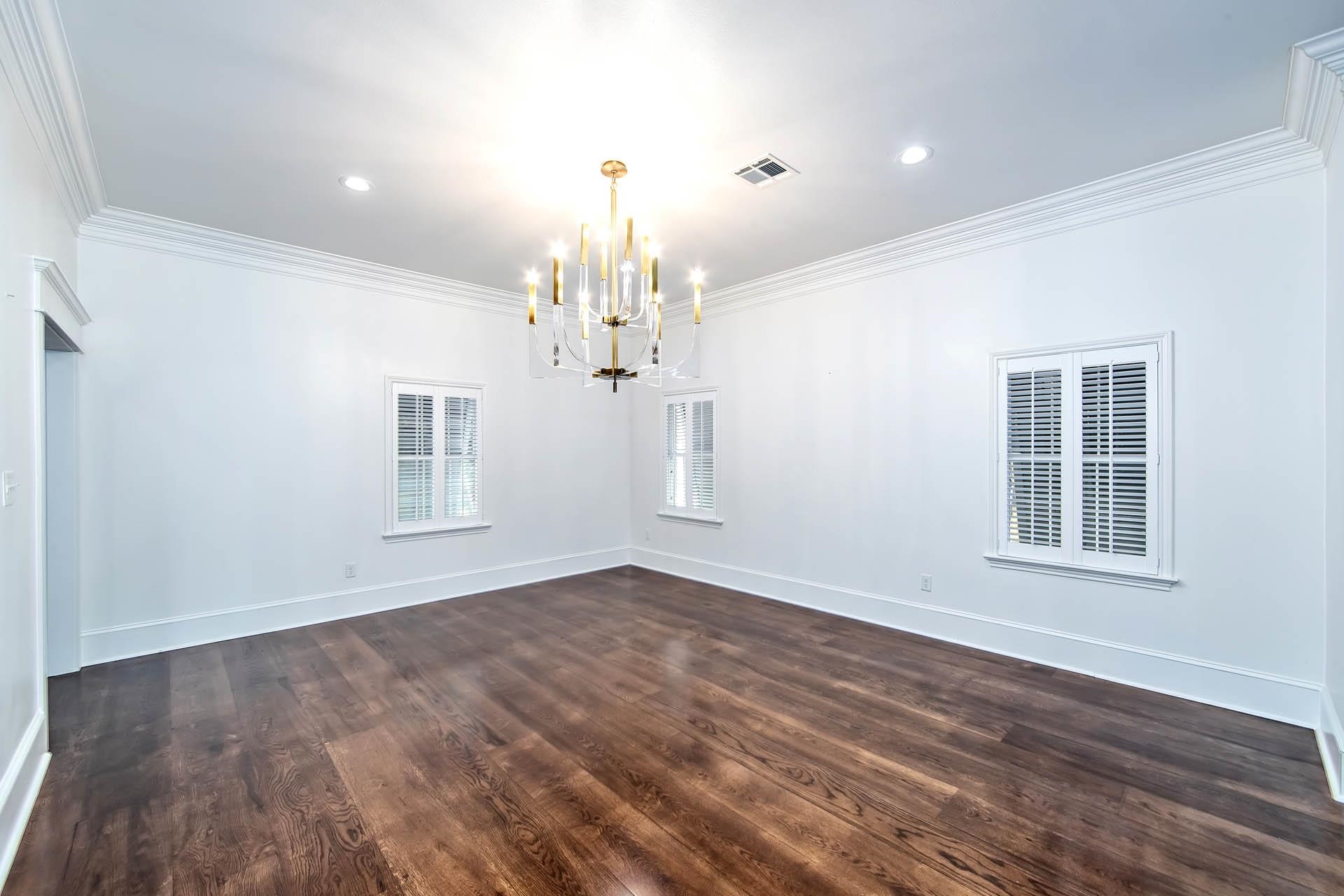 401 Oak Alley Dr