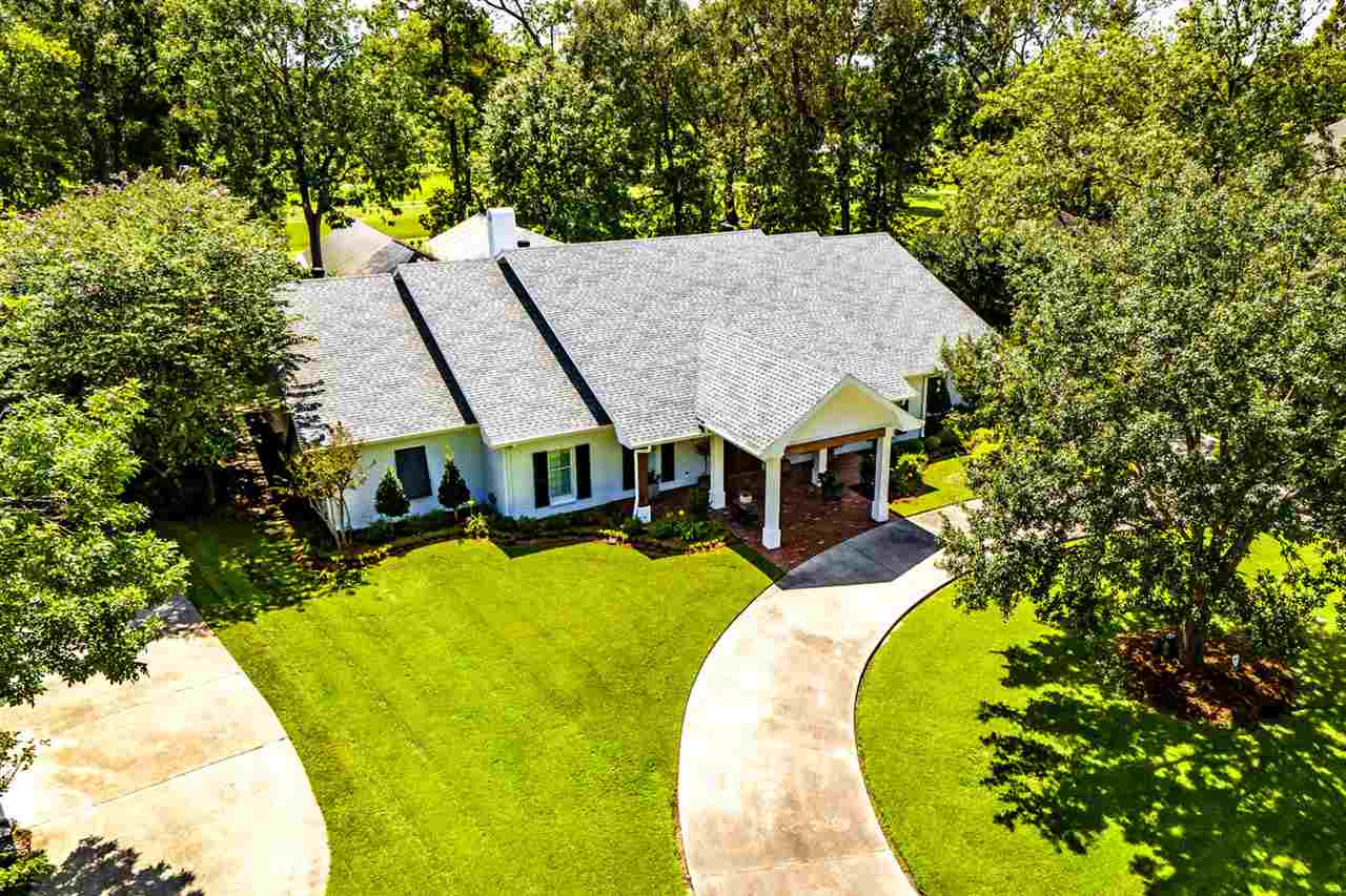 401 Oak Alley Dr