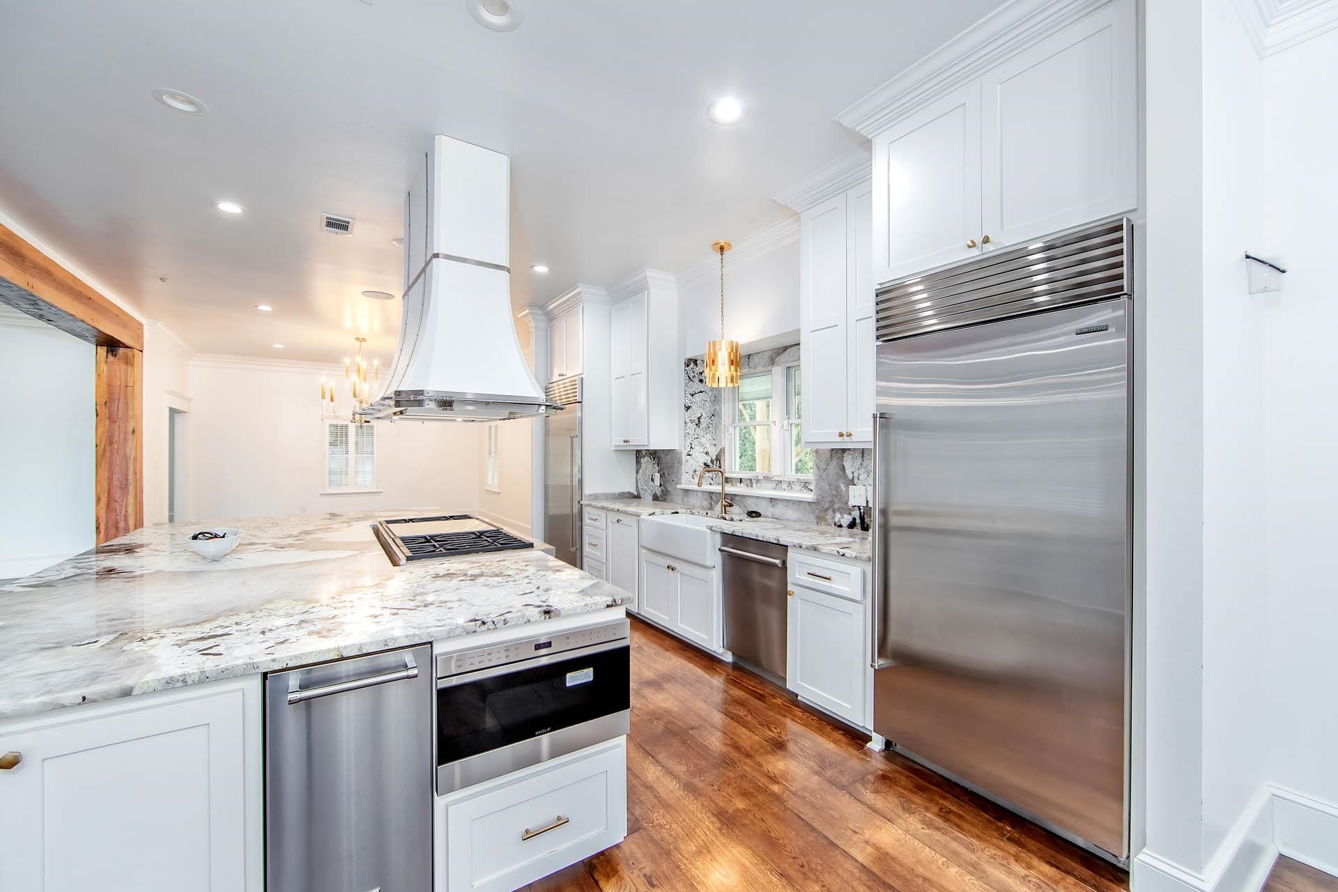 401 Oak Alley Dr