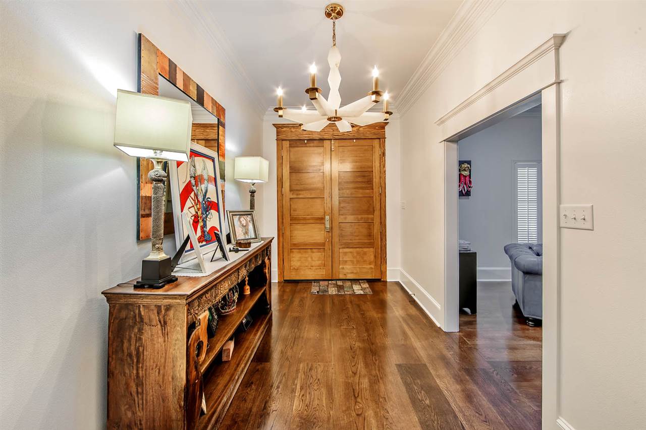 401 Oak Alley Dr