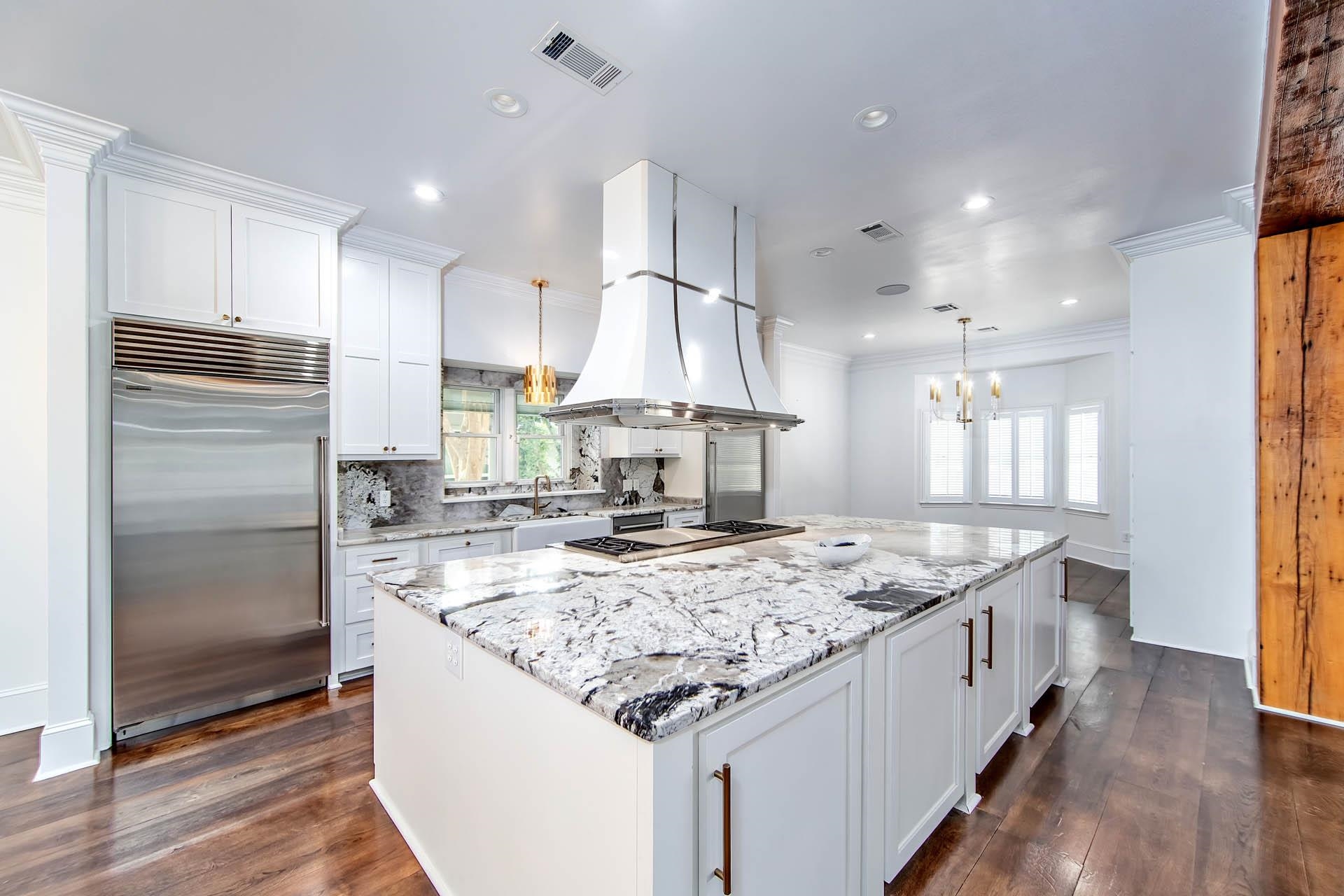 401 Oak Alley Dr