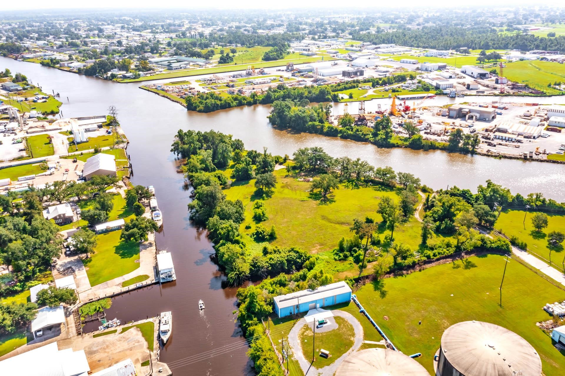 143 Munson Dr