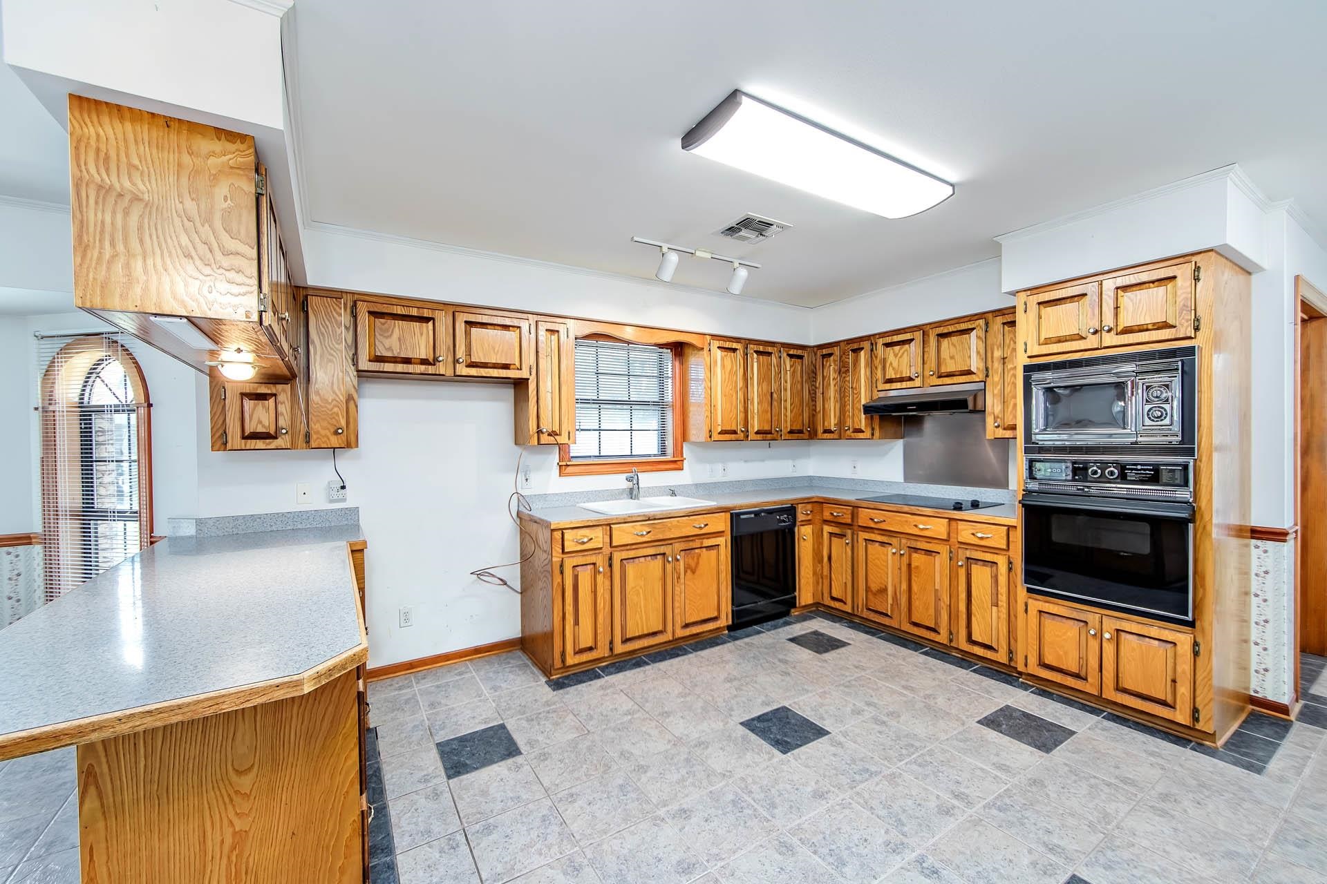 4018 Country Drive