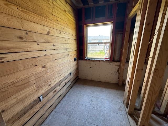 225 North Van Avenue