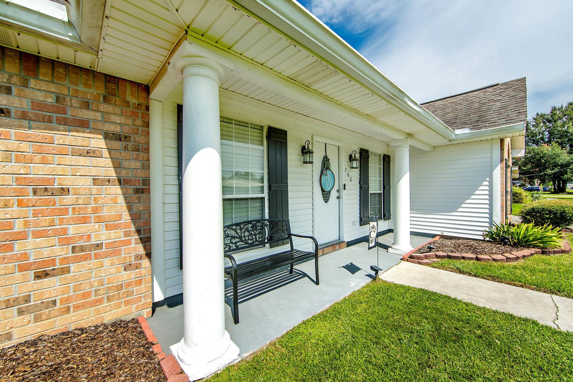 702 Oak Lane