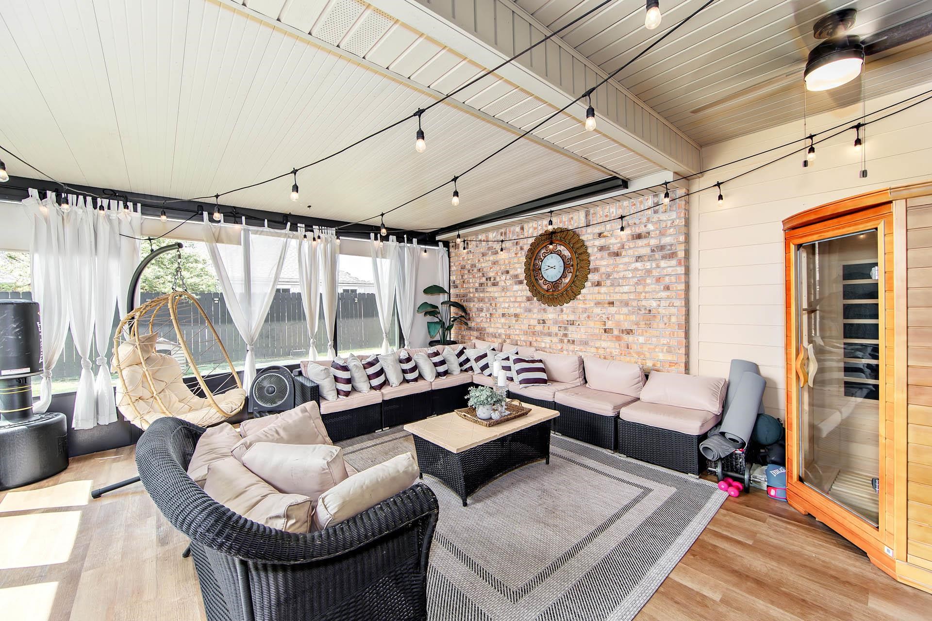 310 Lakewood Dr