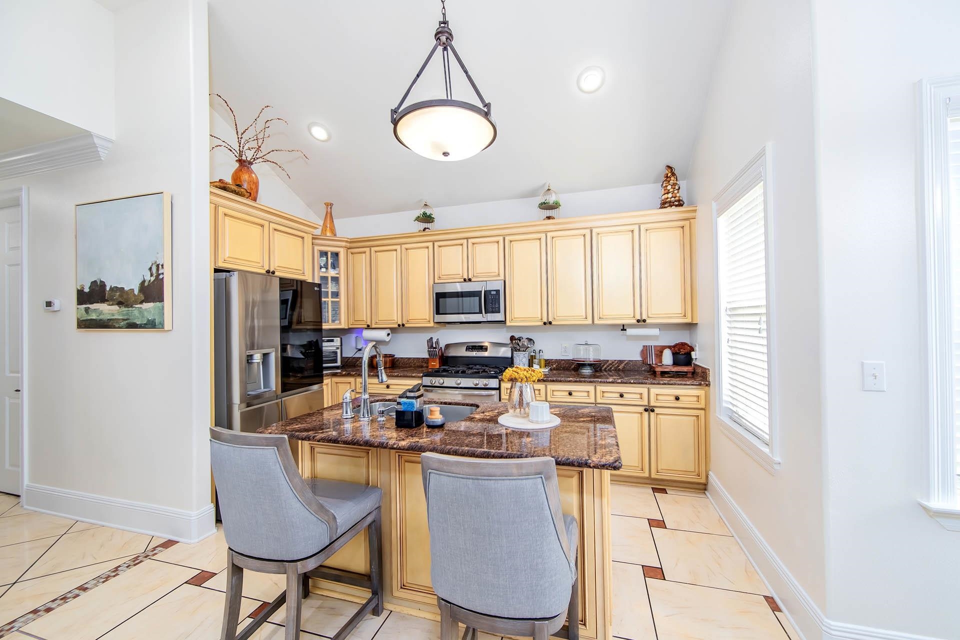 310 Lakewood Dr