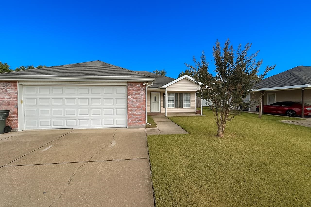 421 Cavaness Dr