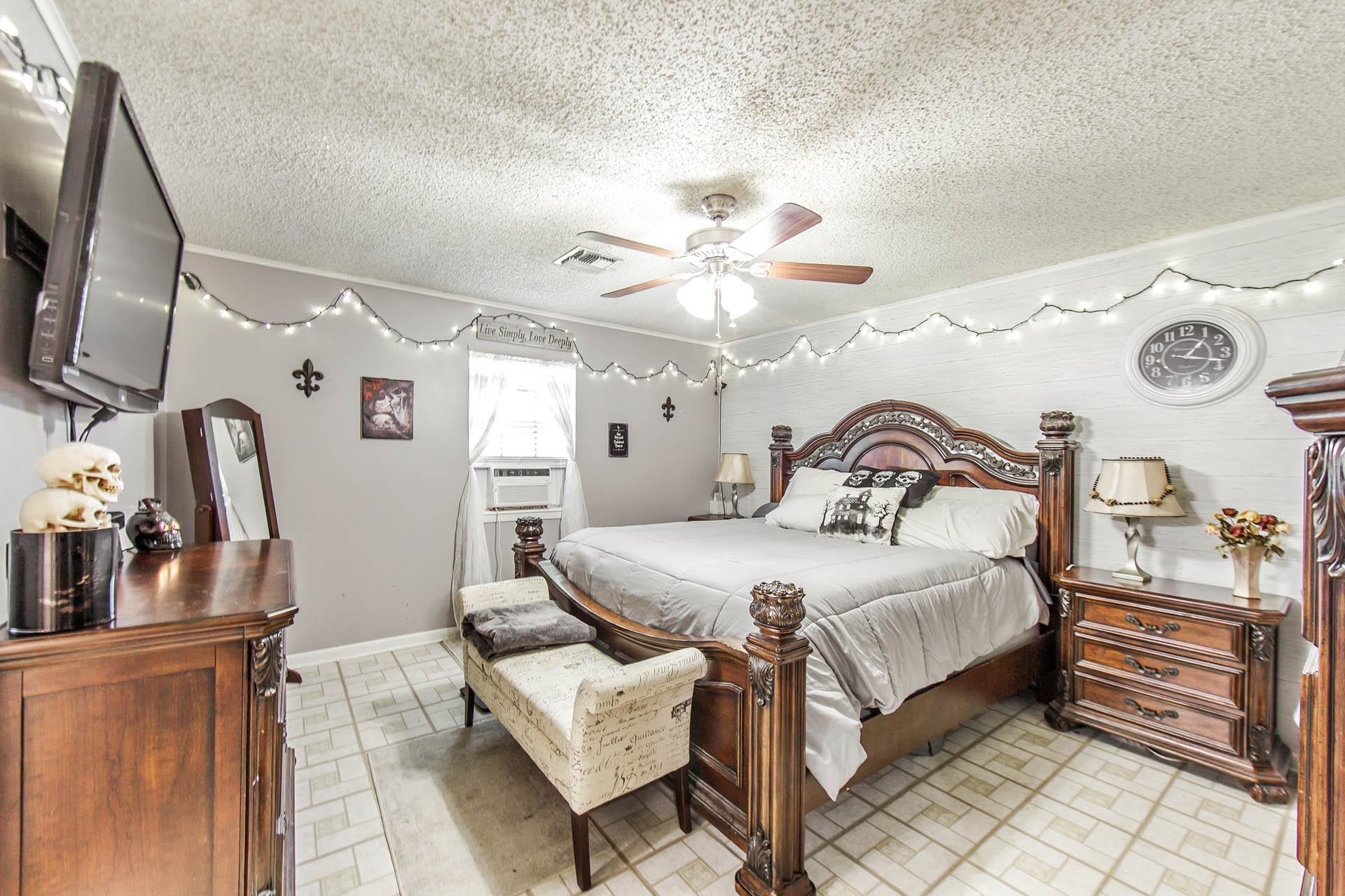 219 Mary Beth Avenue