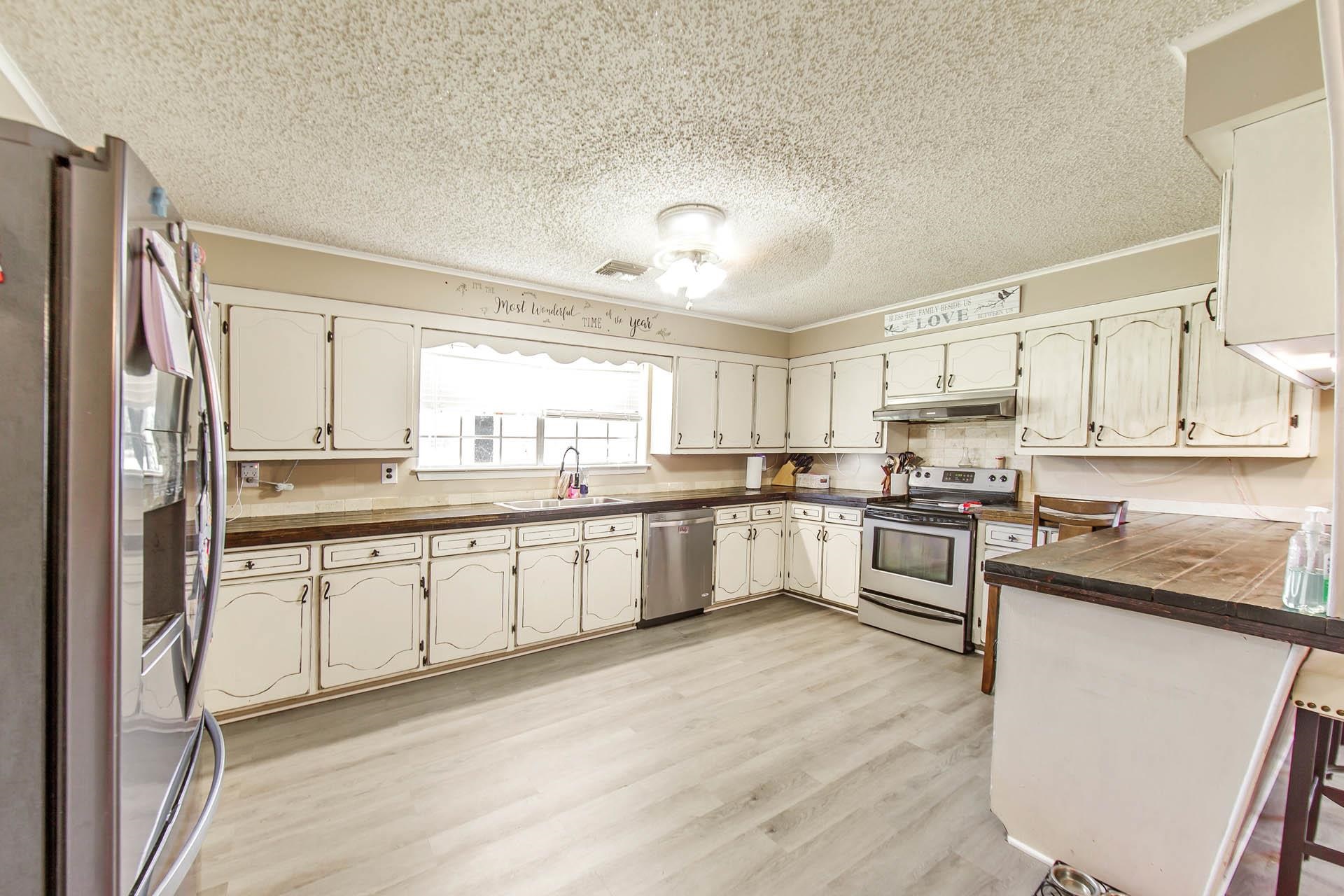 219 Mary Beth Avenue