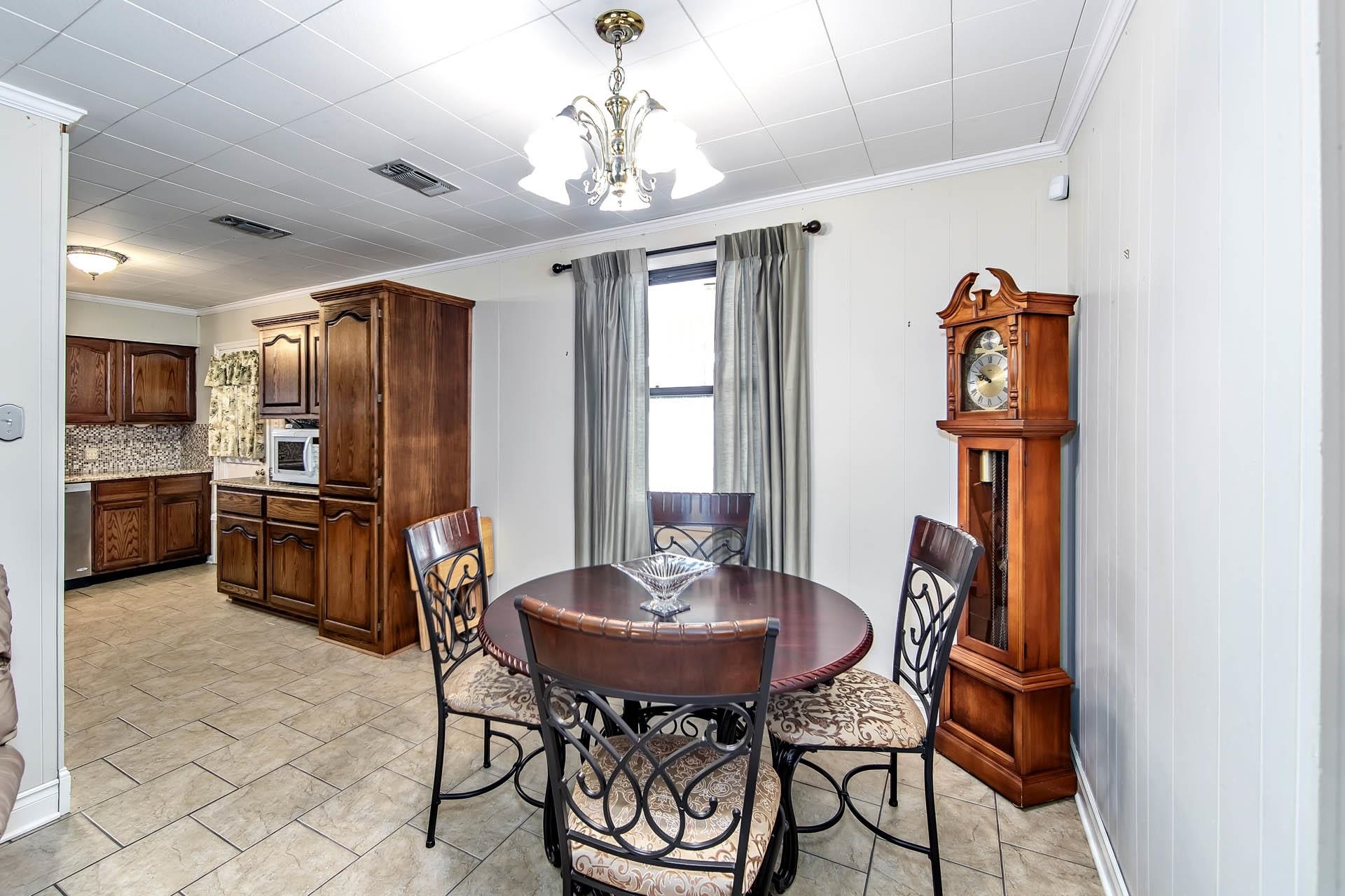 504 Elysian Dr, Houma