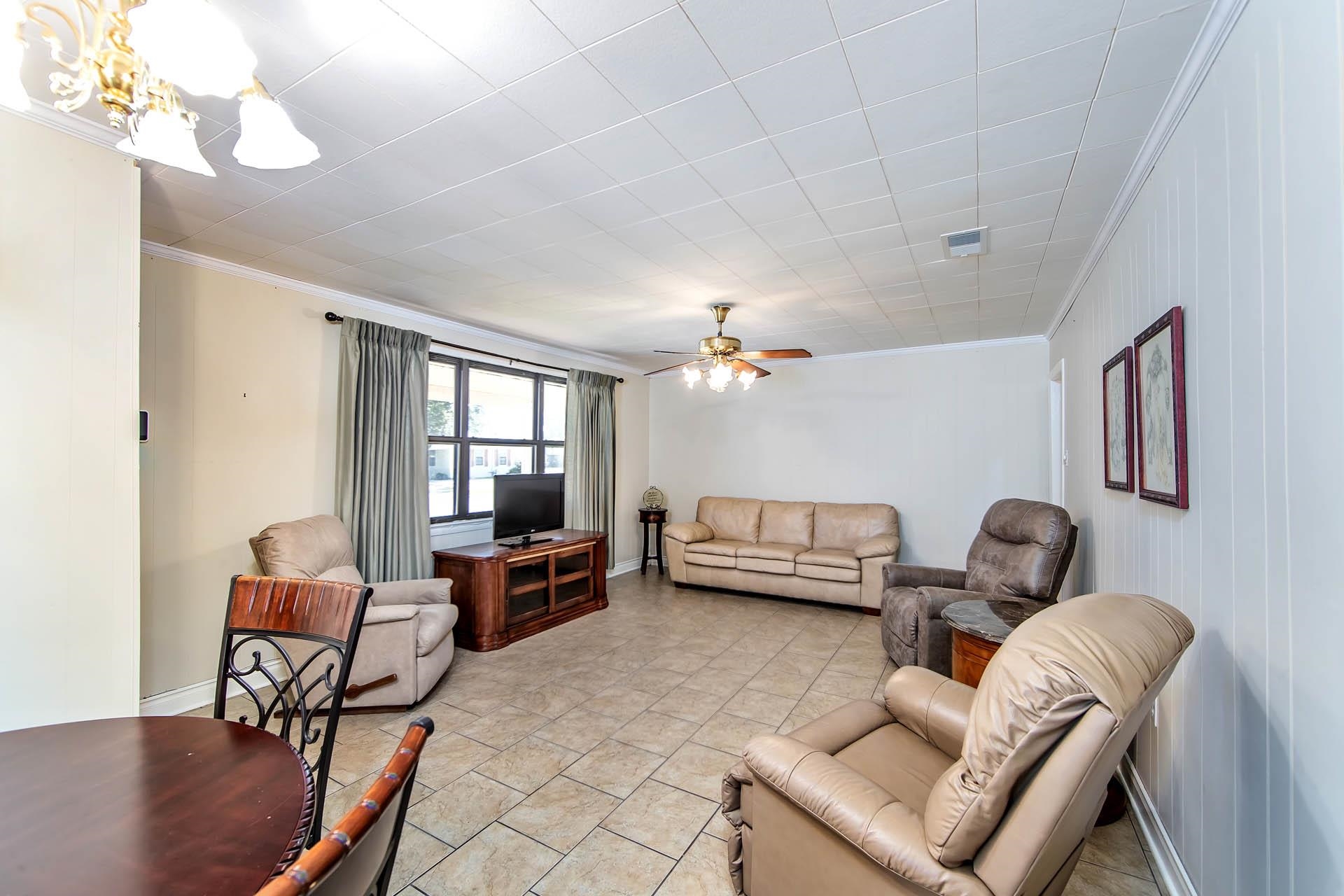 504 Elysian Dr, Houma