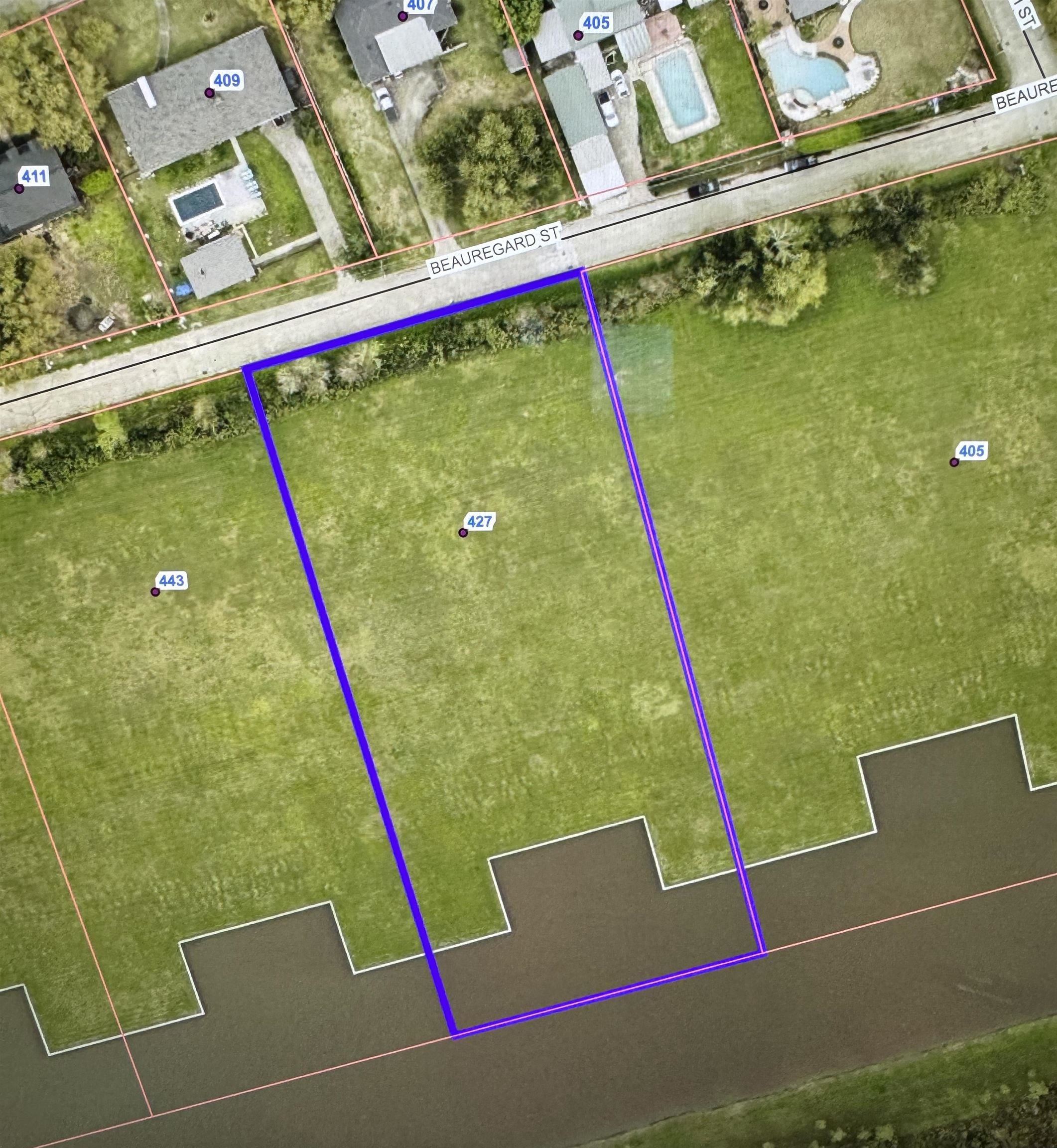 427 Beauregard St