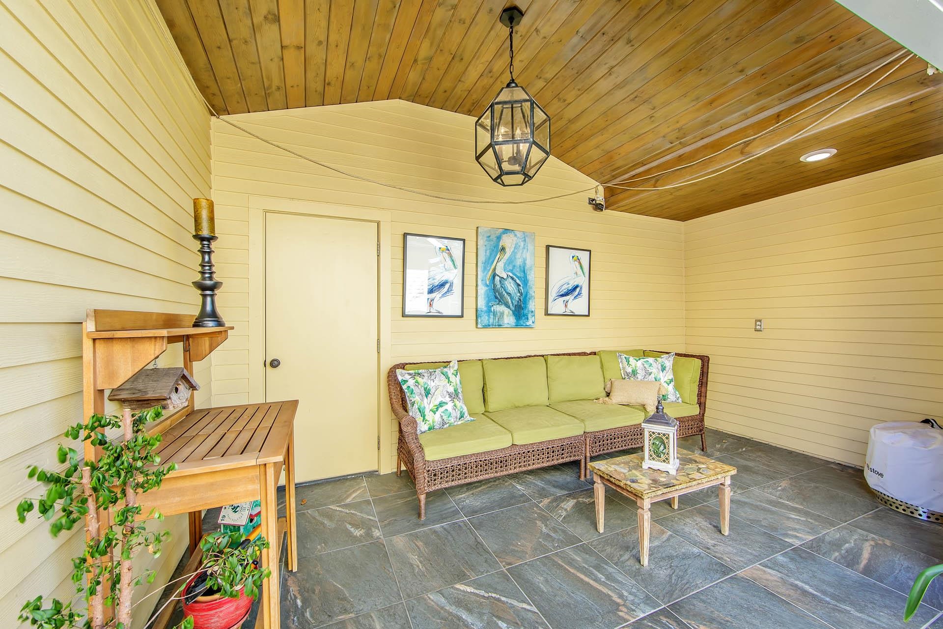 616 Grove St # 1 Unit: #1