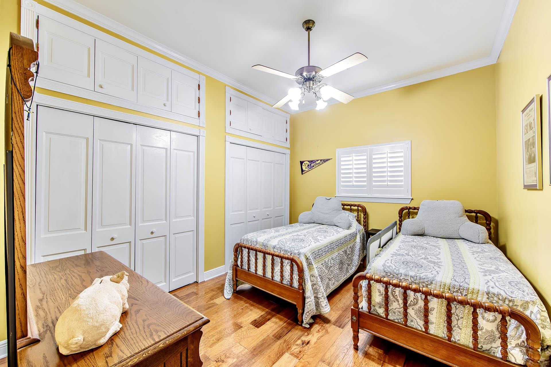 208 Comanche Dr