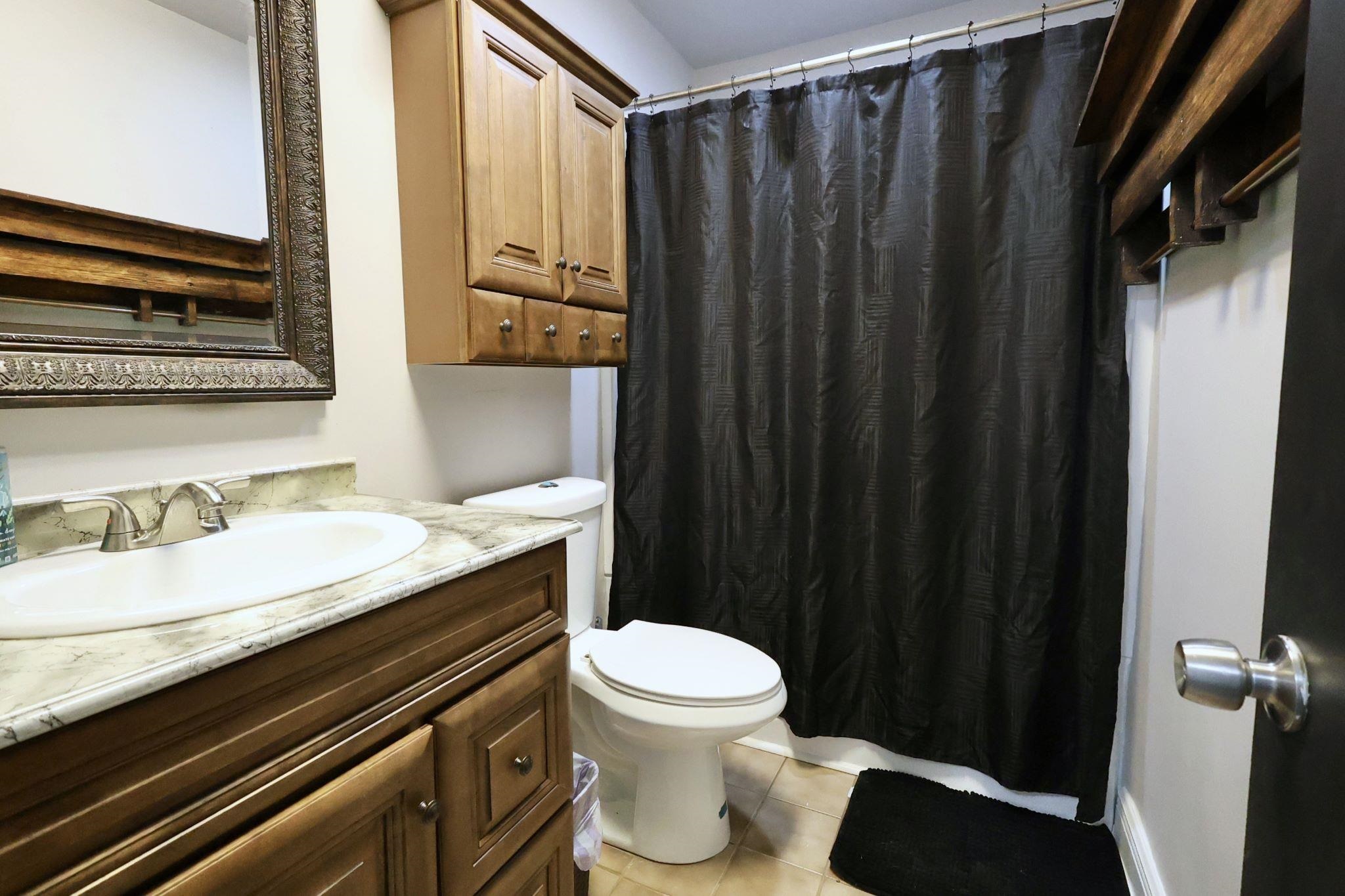 316 Louis Dr