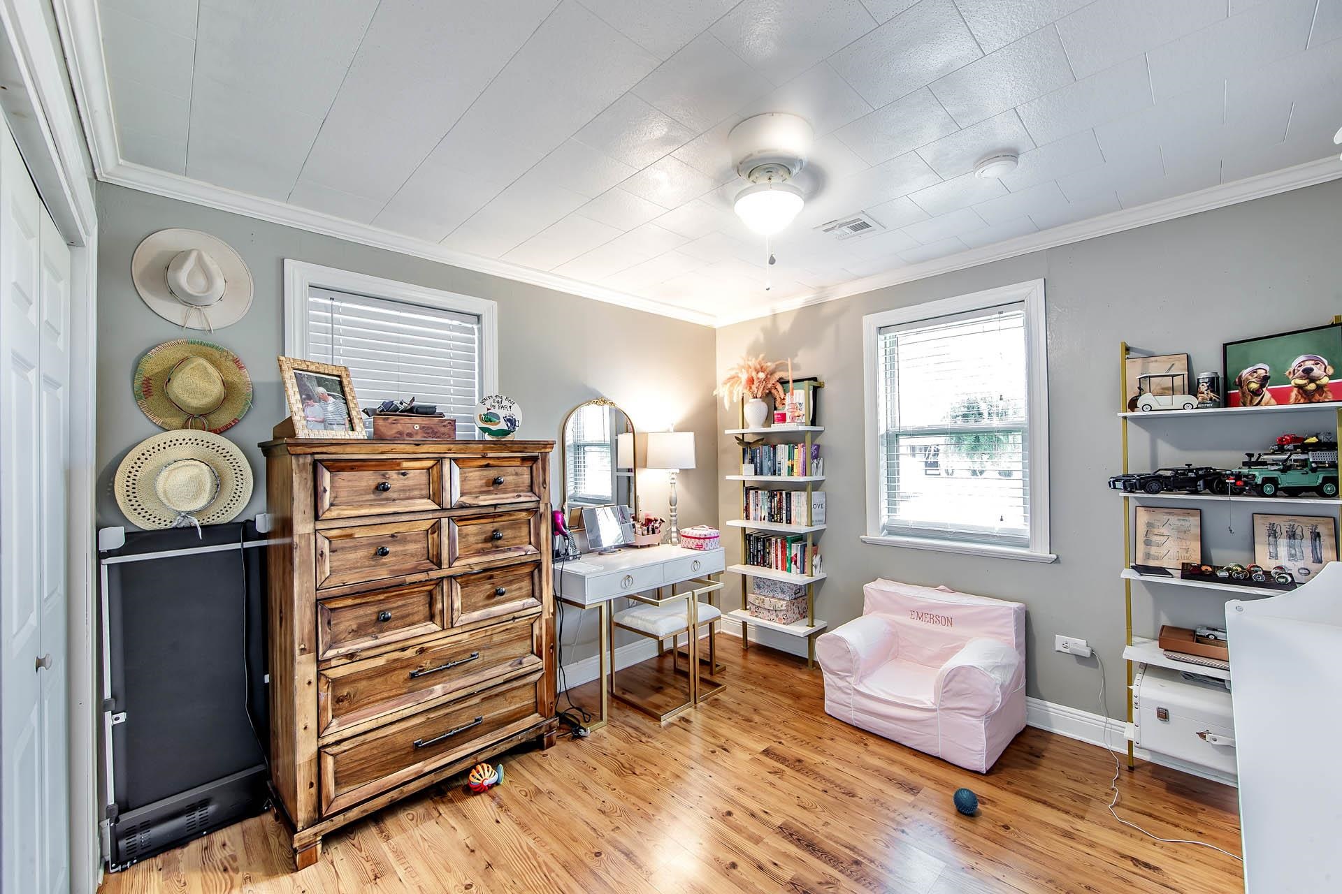 307 Harding Dr