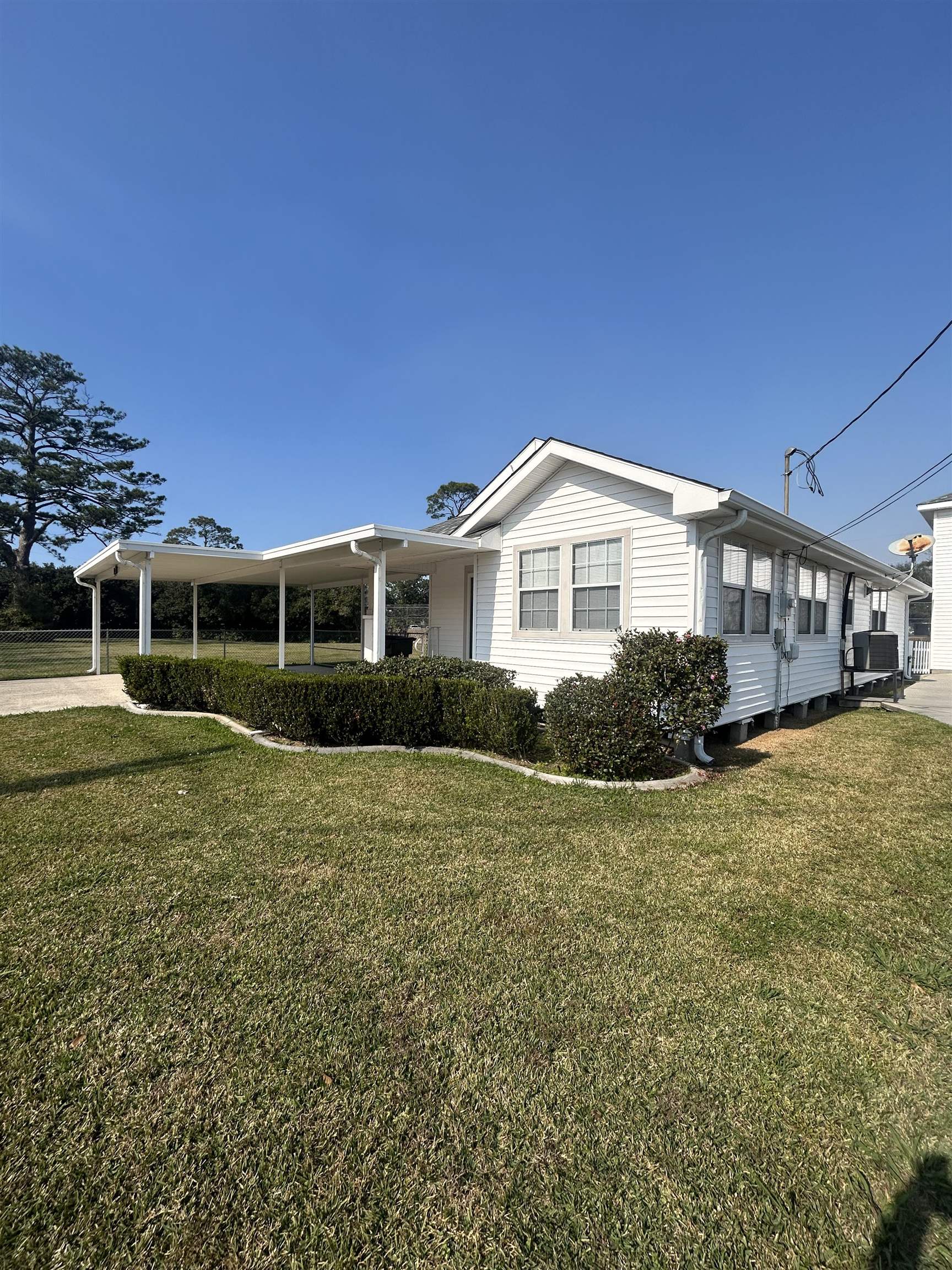 1221 Honduras Street