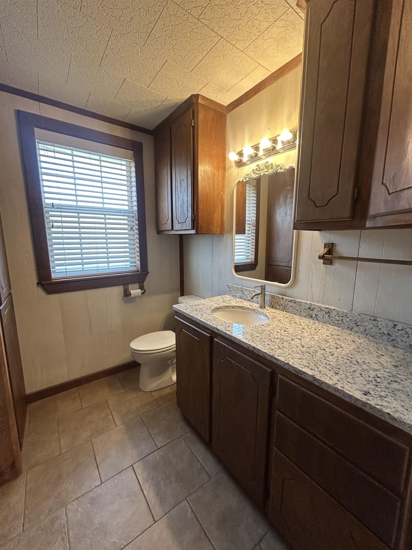 1221 Honduras Street