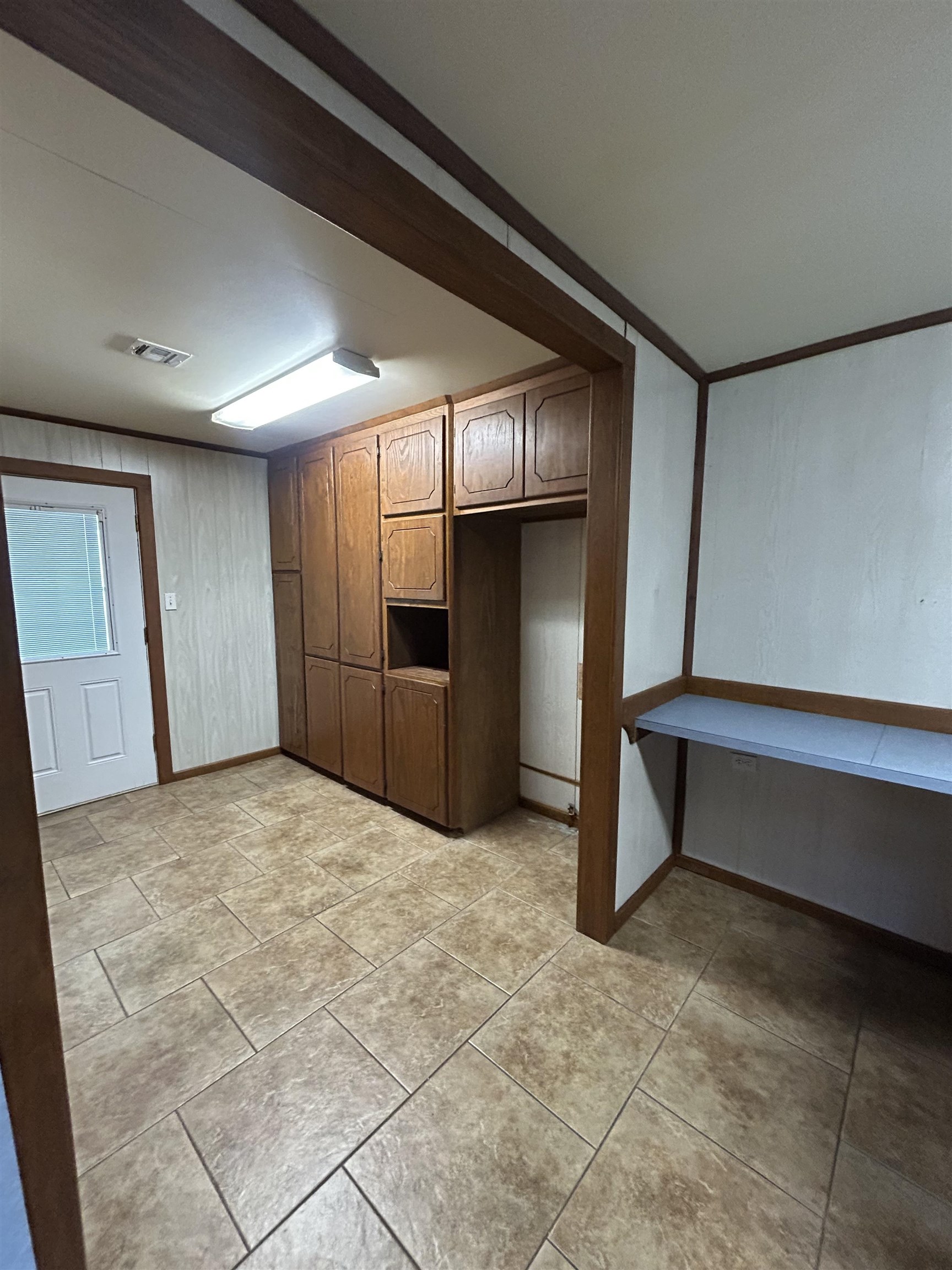 1221 Honduras Street