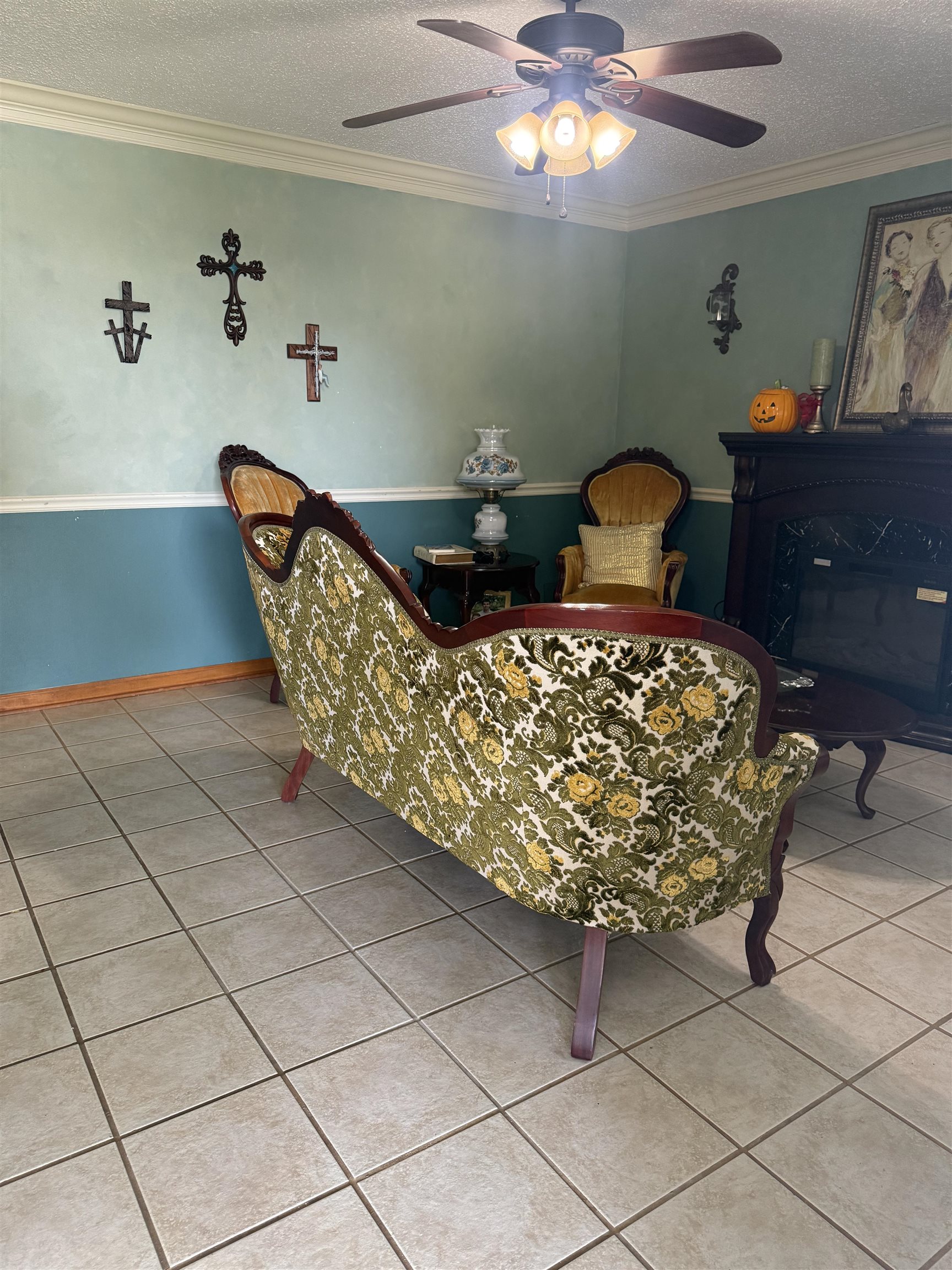 302 North Moss Drive