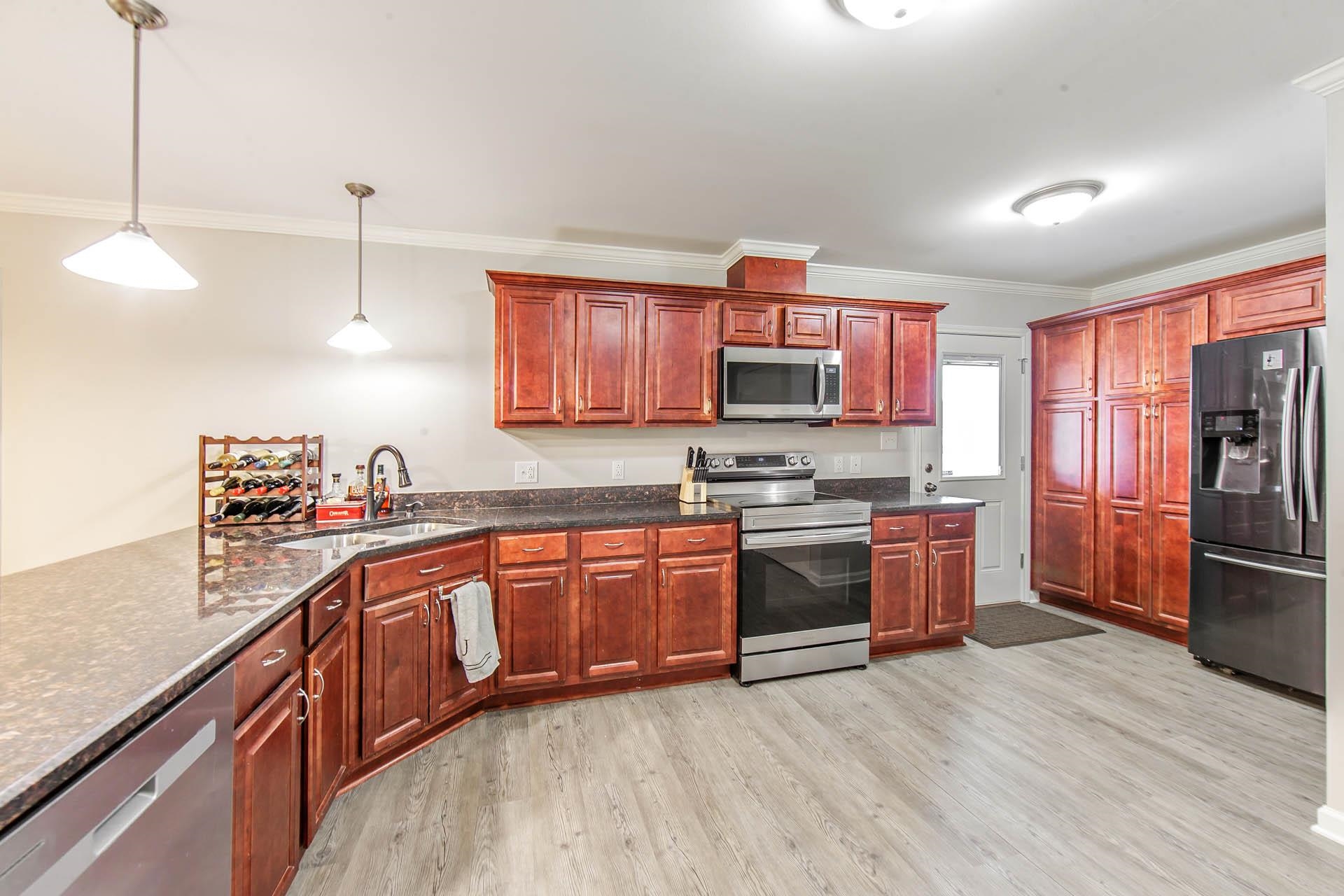243 Dove Tail Dr