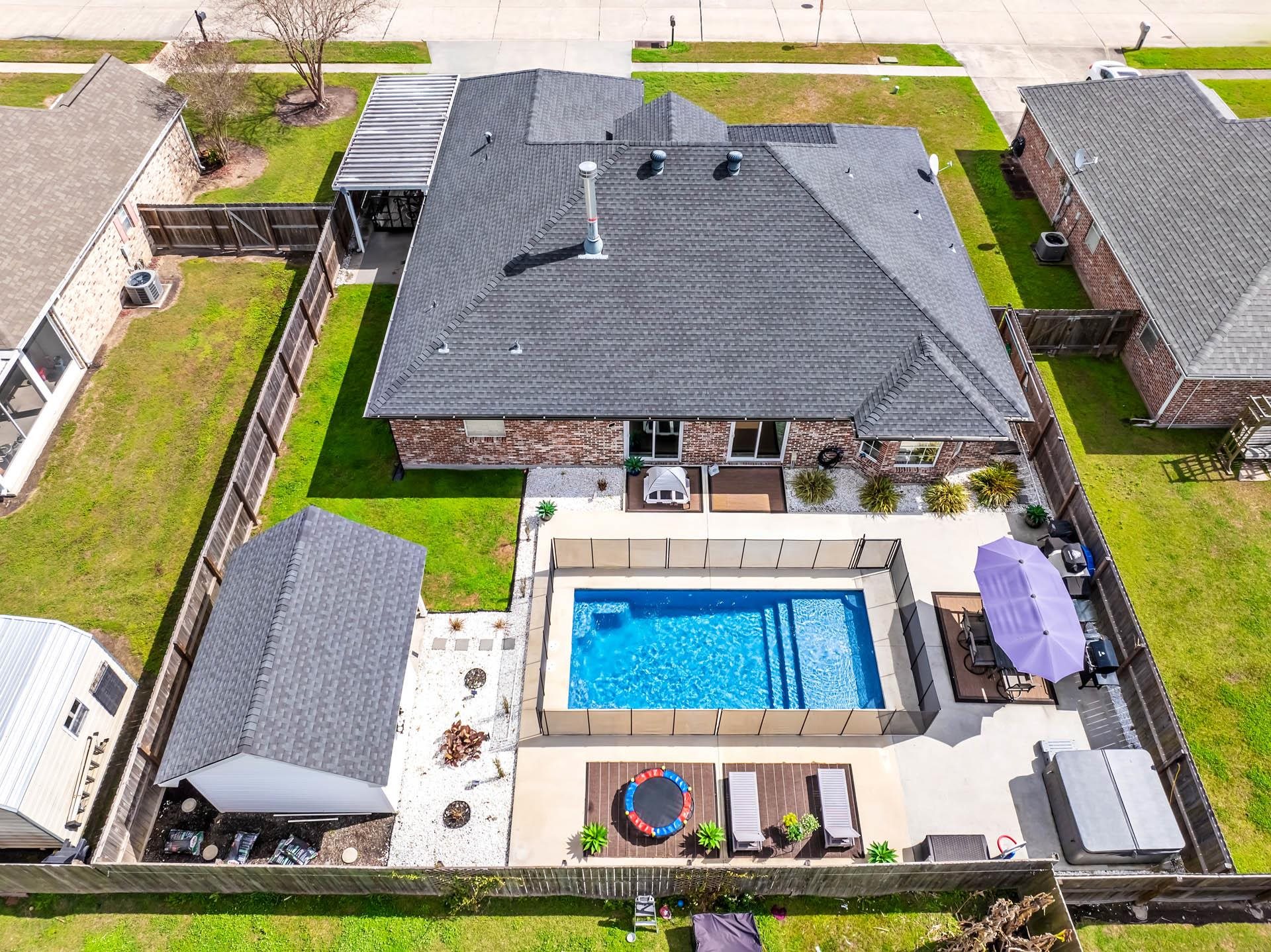 1025 Rebecca Dr