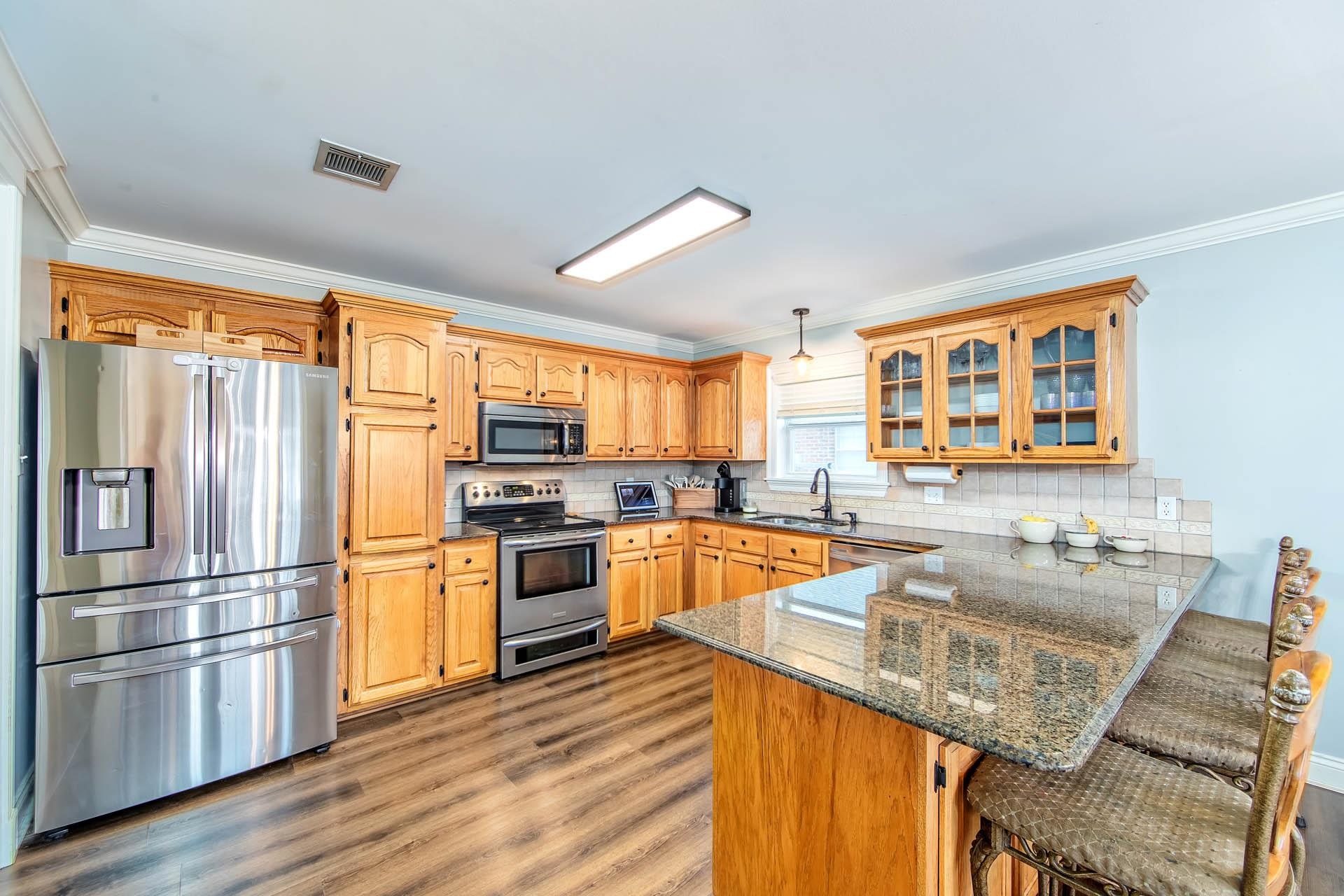 1025 Rebecca Dr