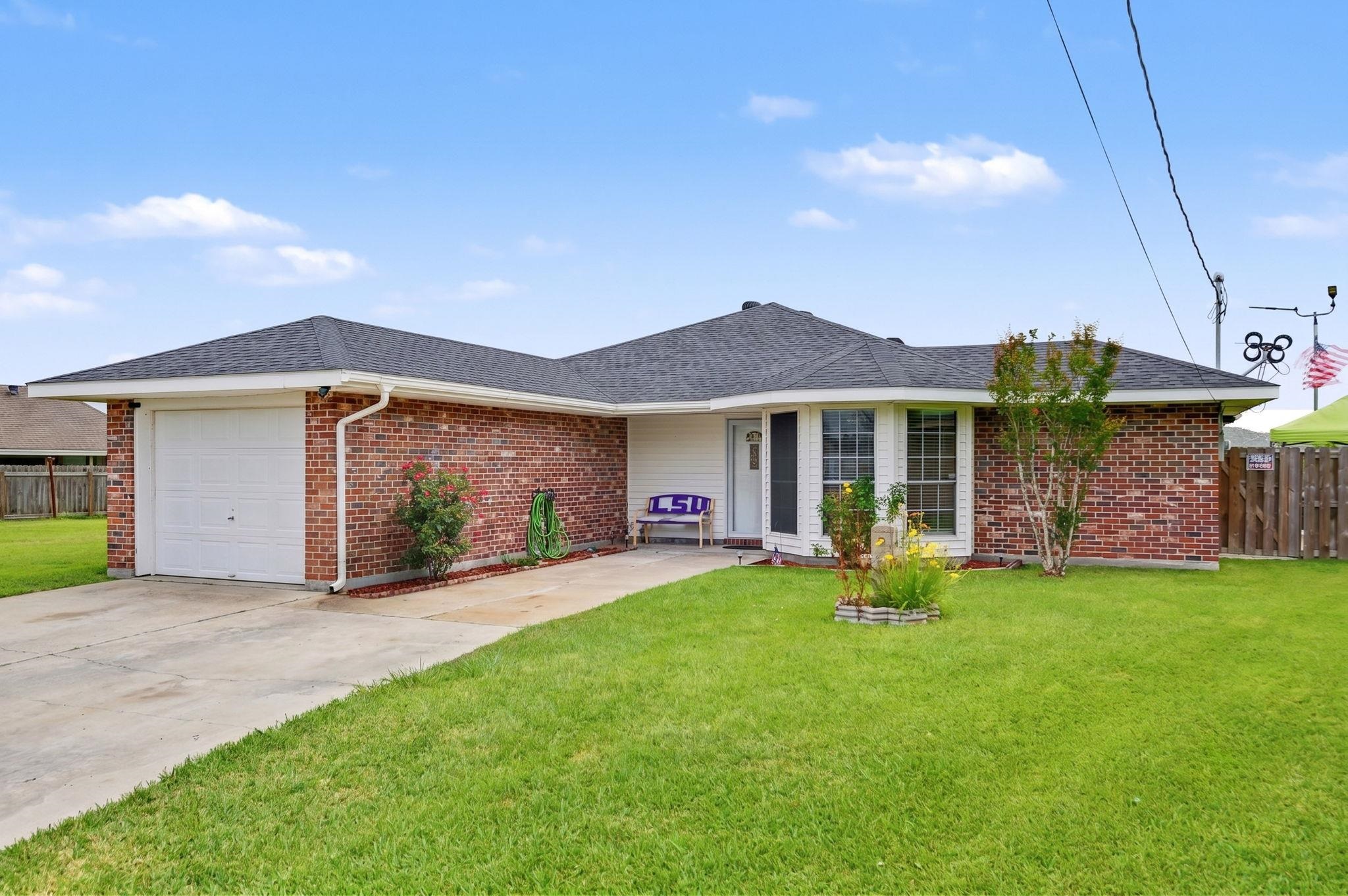 3010 Elmwood Circle