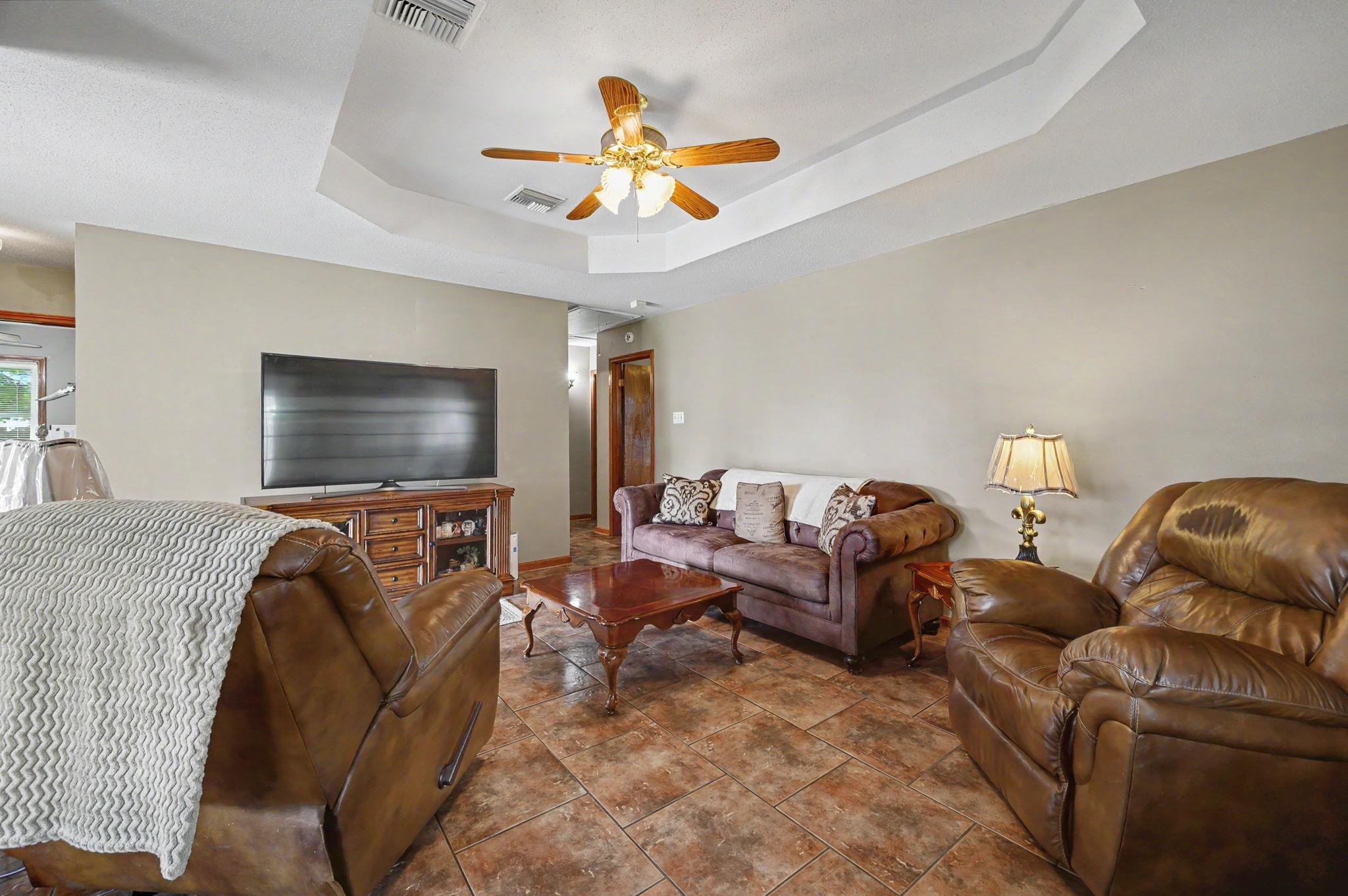 3010 Elmwood Circle