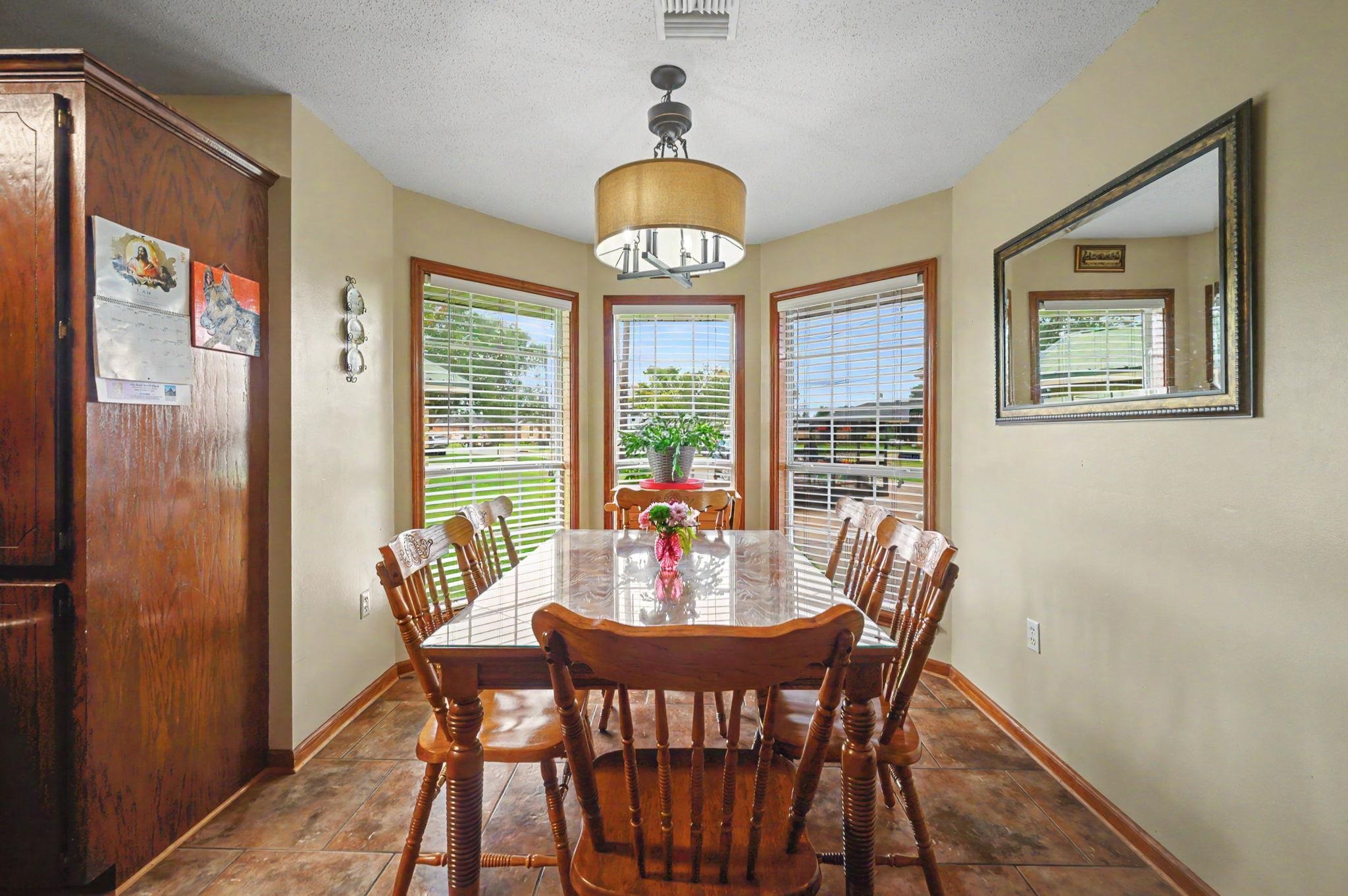 3010 Elmwood Circle