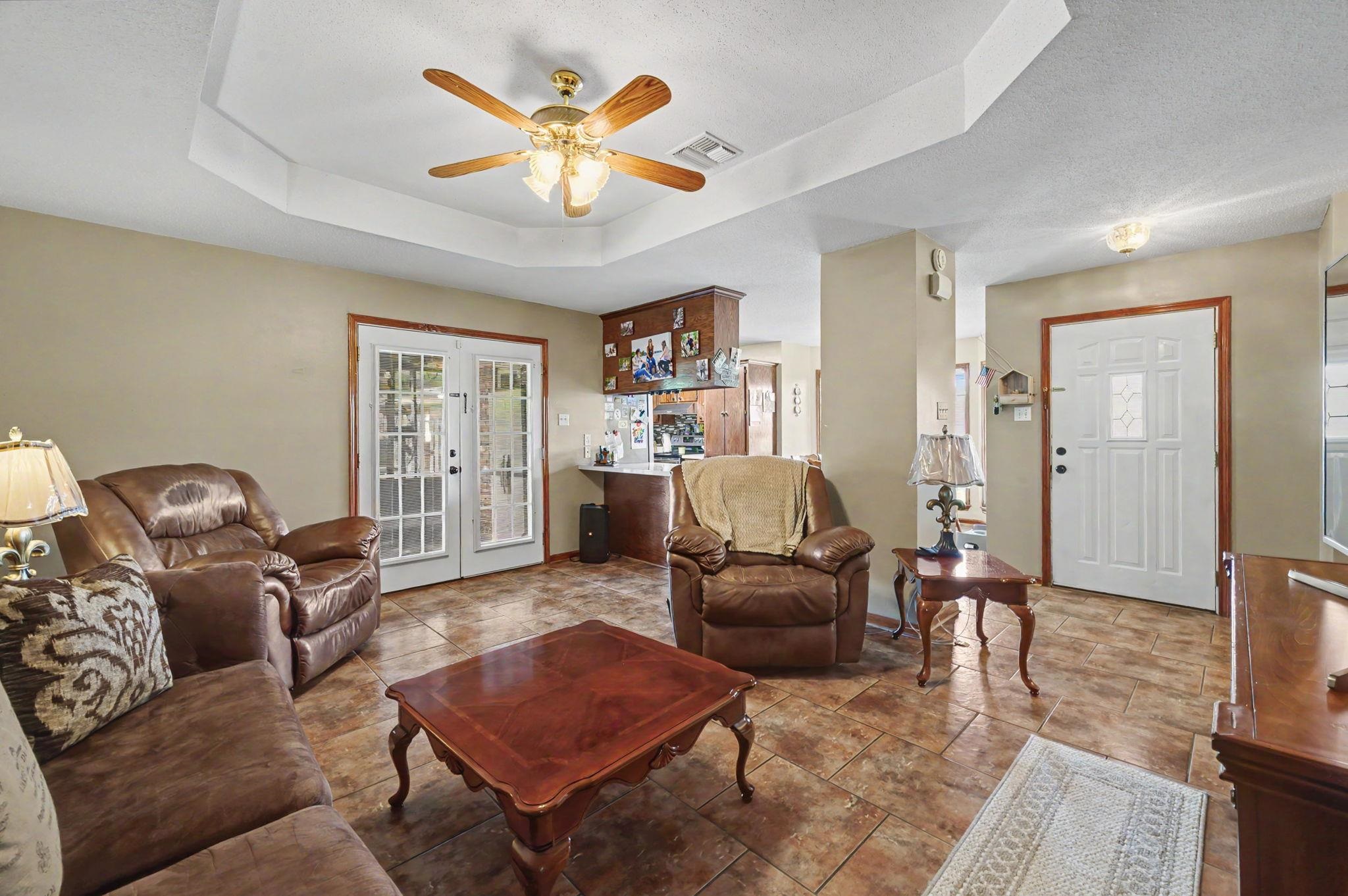 3010 Elmwood Circle