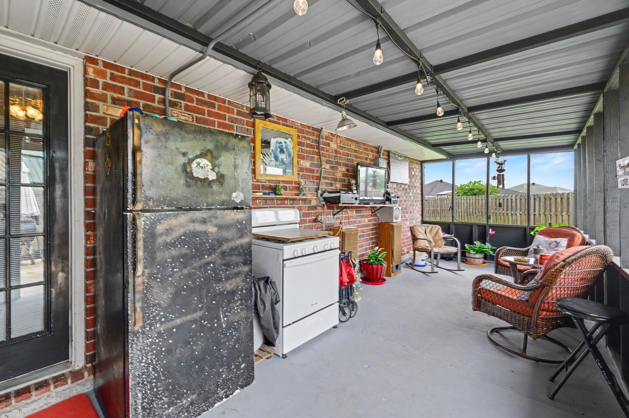3010 Elmwood Circle