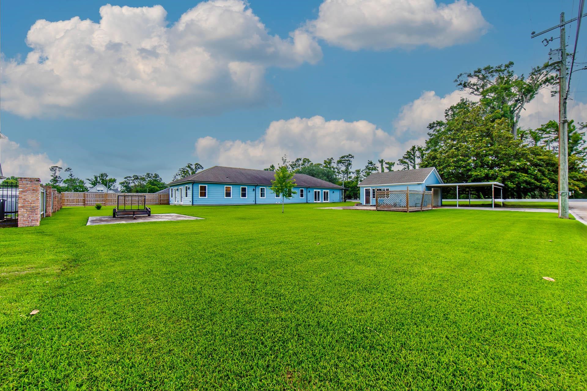 1705 Bayou Black Dr