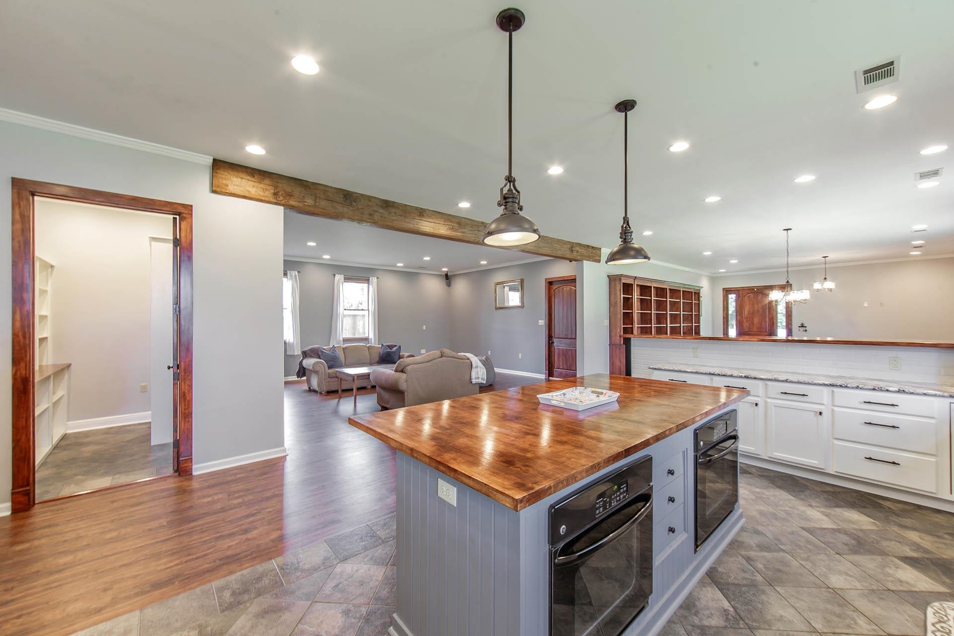1705 Bayou Black Dr