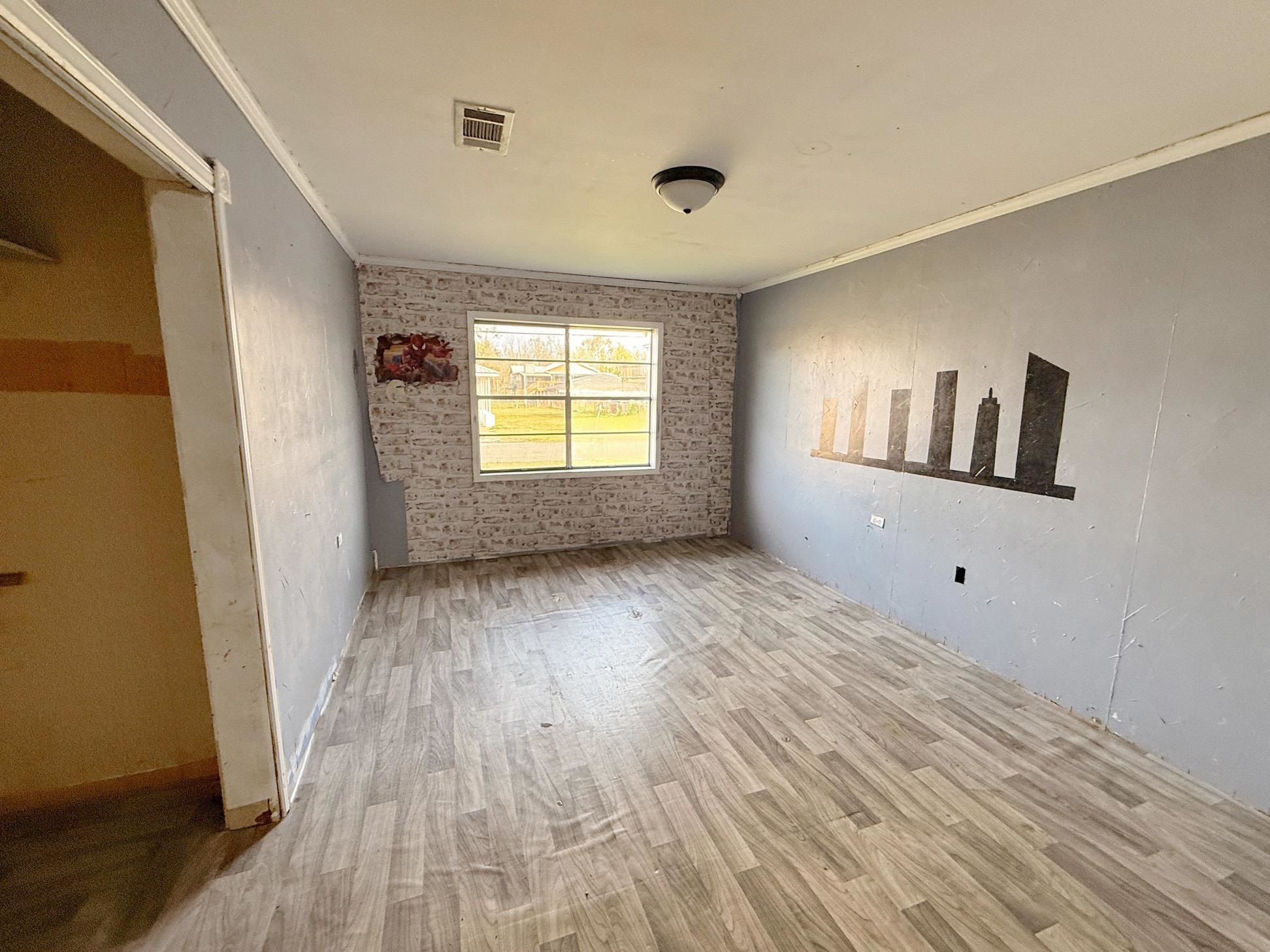 403 Fanguy St