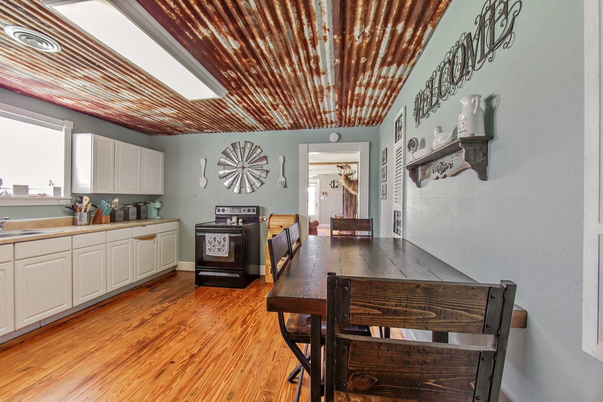 522A Back Project Road