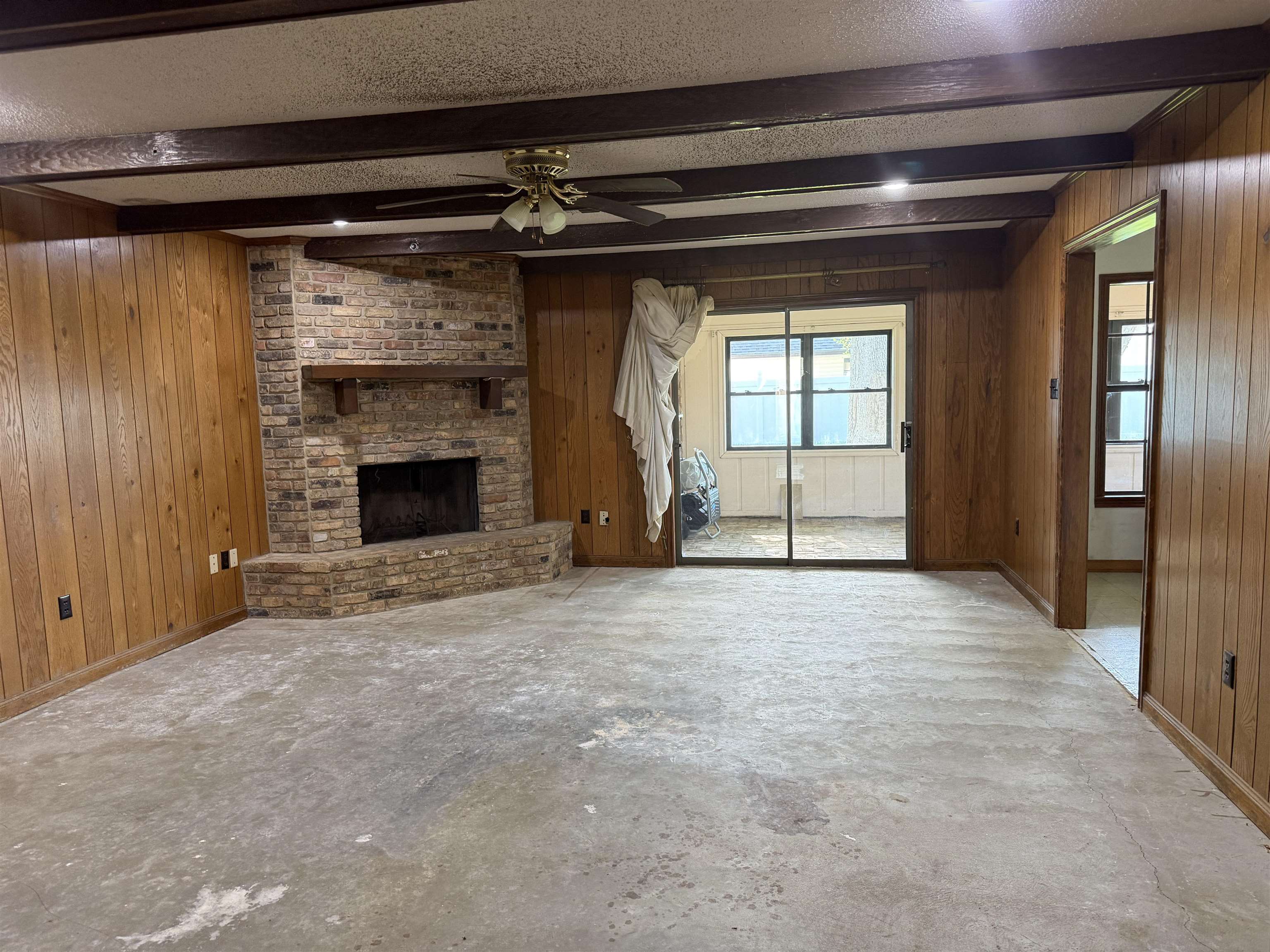 103 Aspen Dr