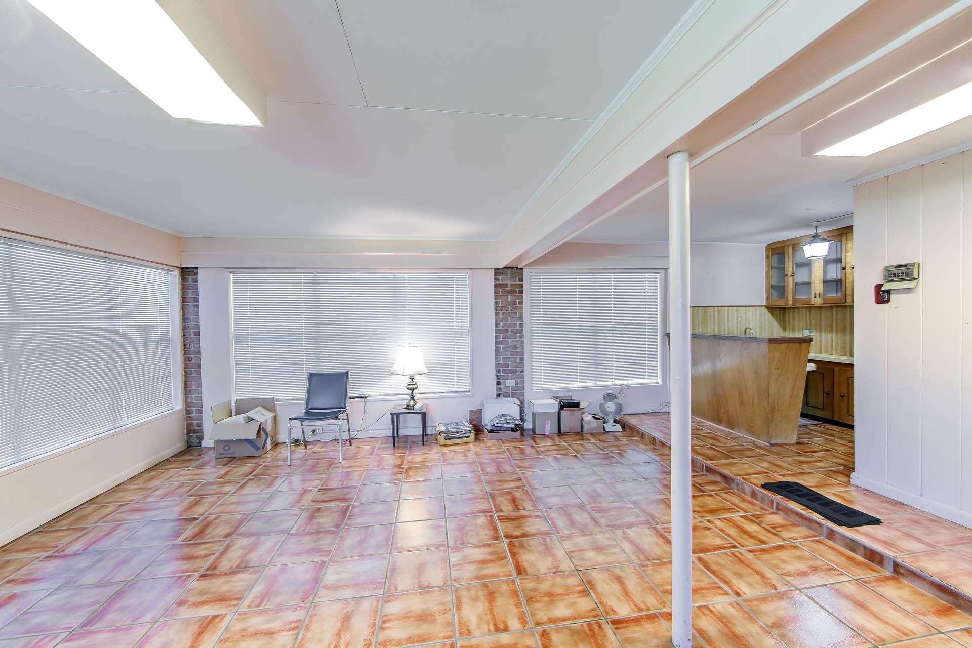 504 Winfield Boulevard