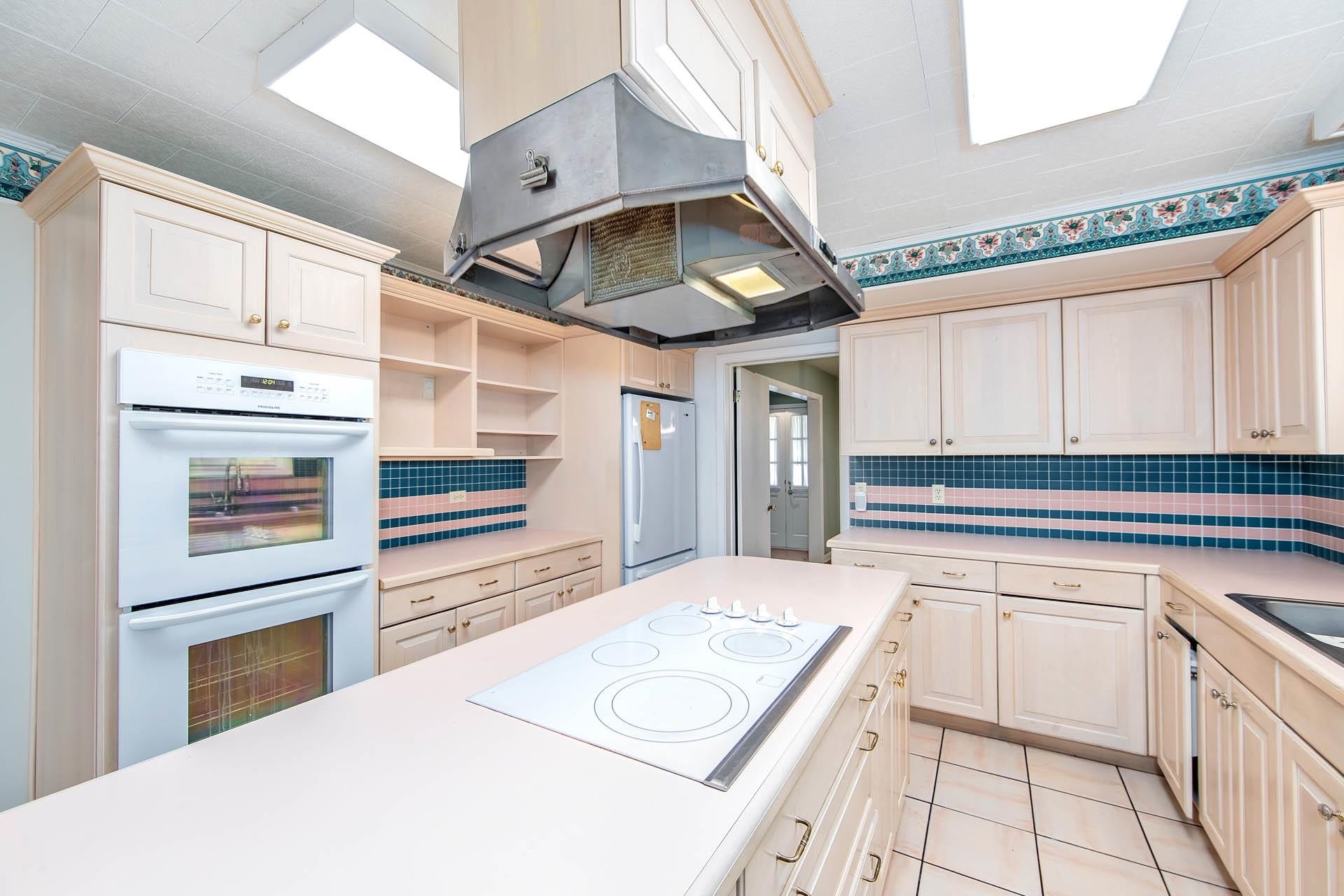 504 Winfield Boulevard