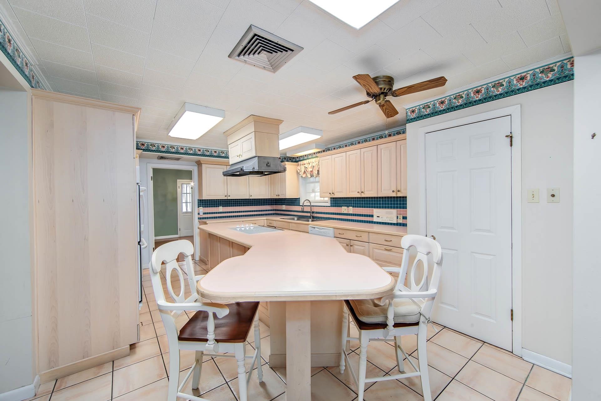 504 Winfield Boulevard