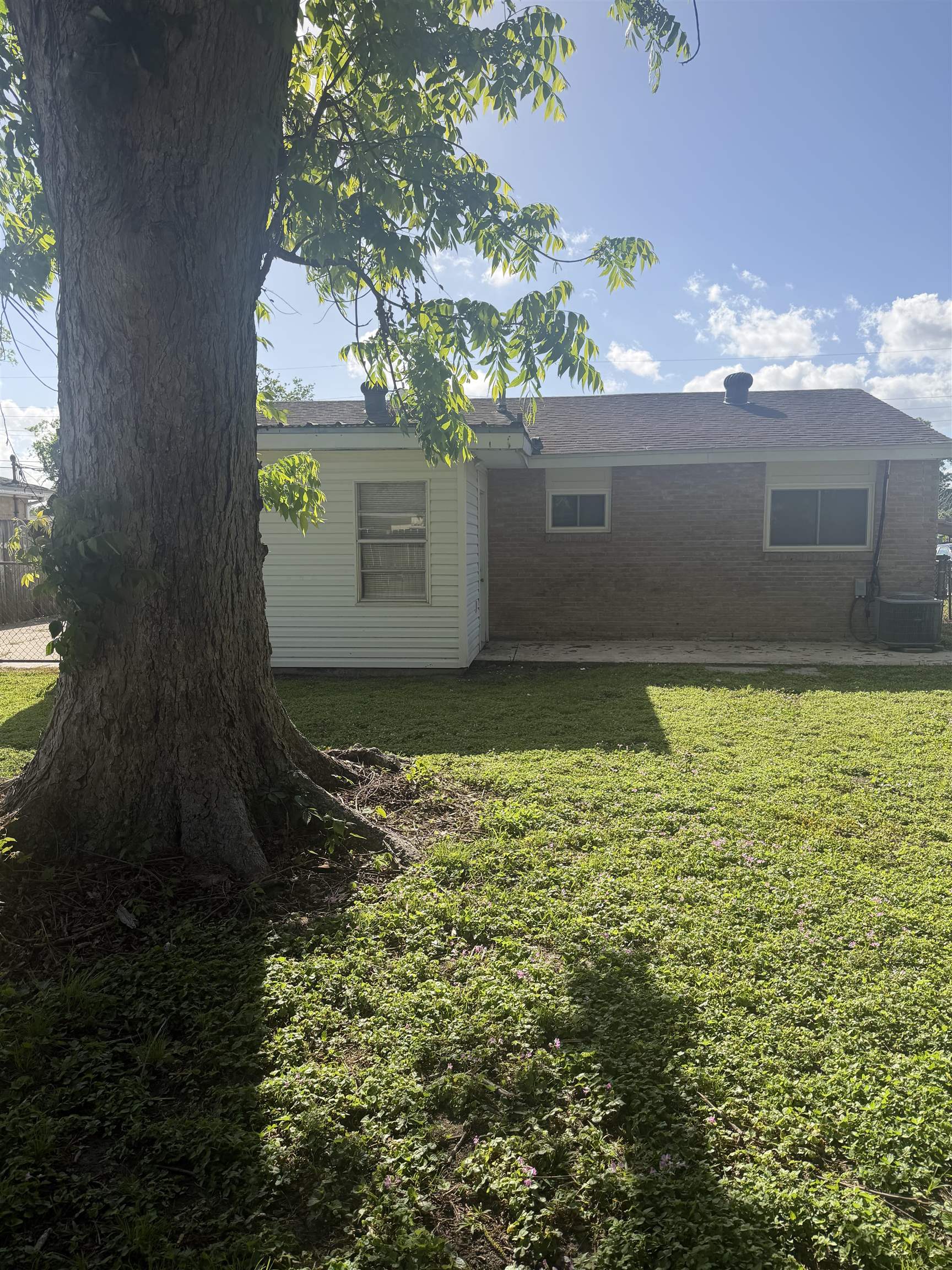 211 St Malo Street