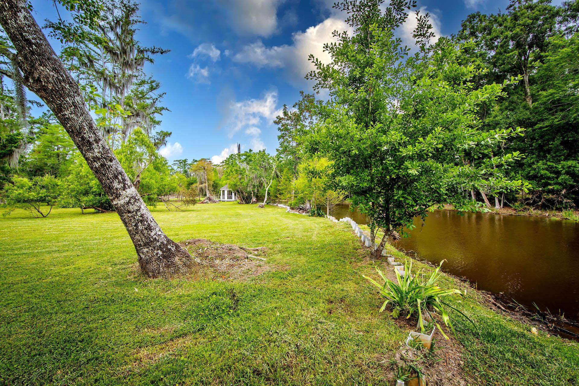 207 Ouiski Bayou Drive