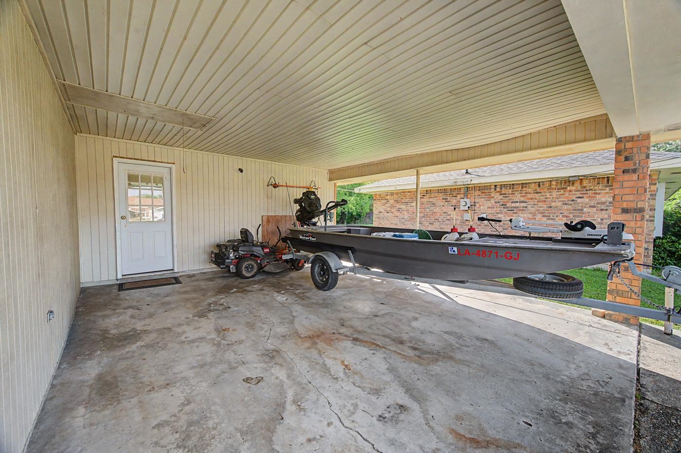 605 Alex St
