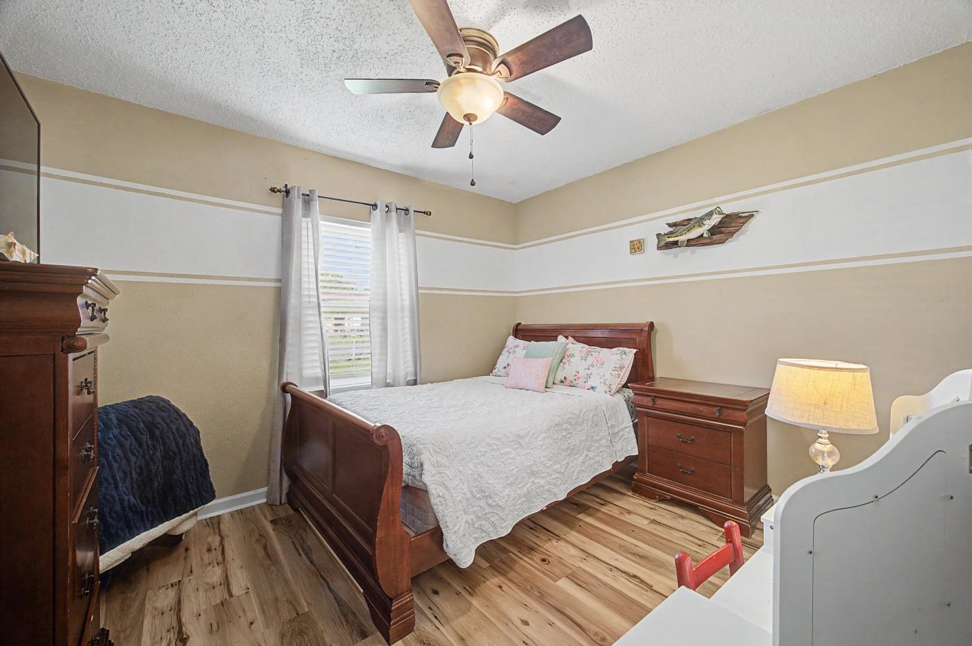 605 Alex St