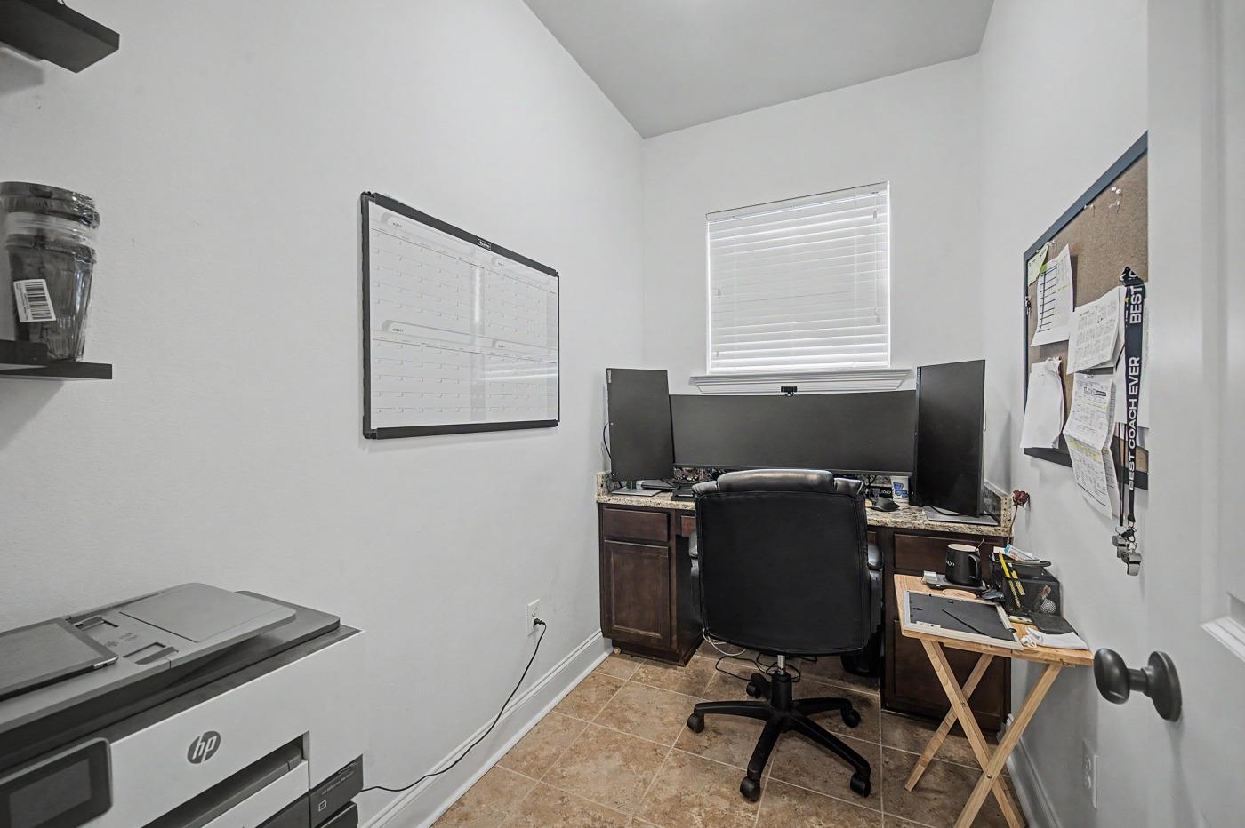 110 Hickory Knoll Ave