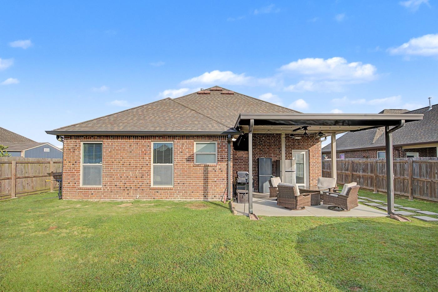 110 Hickory Knoll Ave