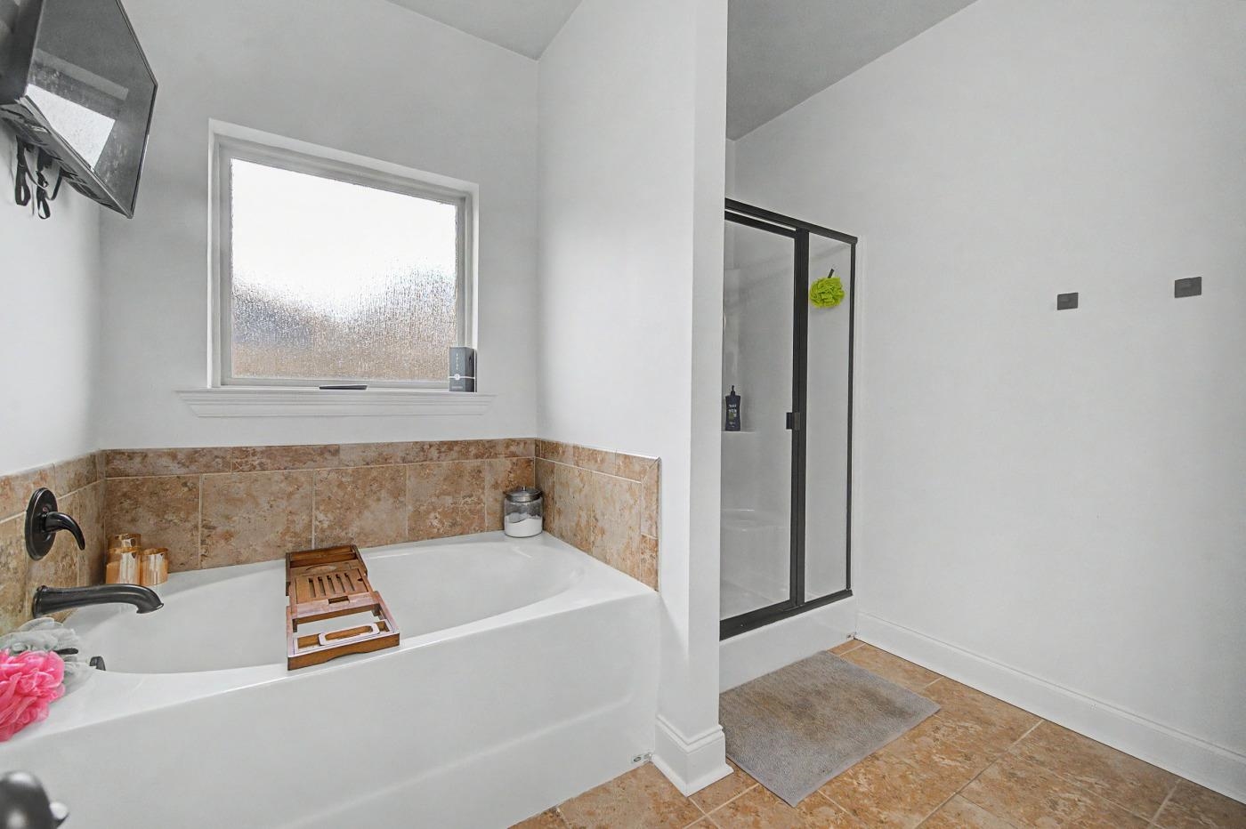 110 Hickory Knoll Ave