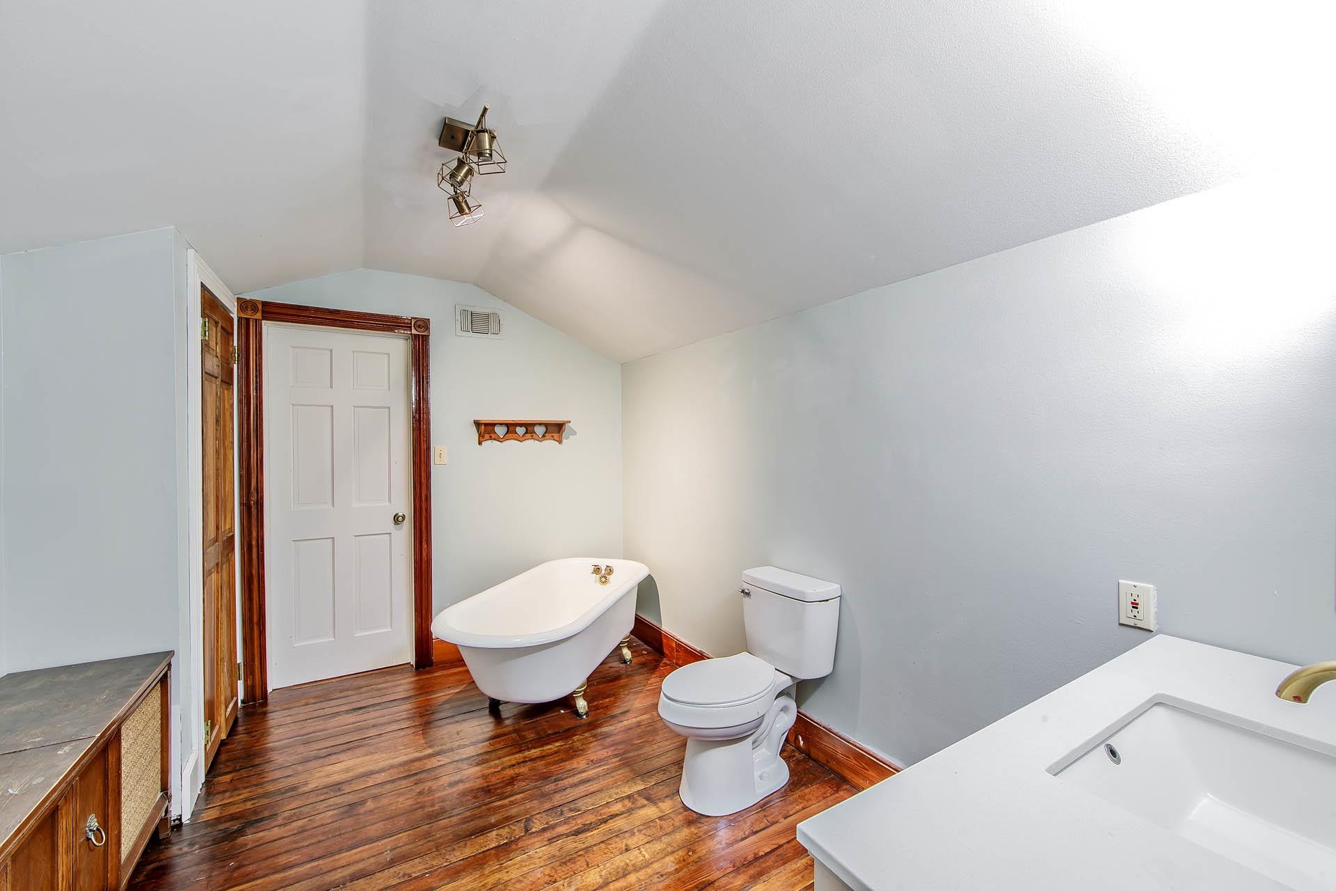 4028 Highway 56 Highway